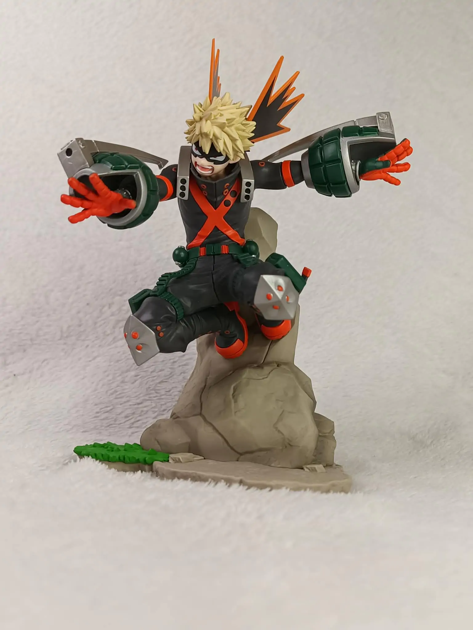 My Hero Academia: You´re Next Xross Link Anime PVC Socha Katsuki Bakugo 18 cm produktová fotografia