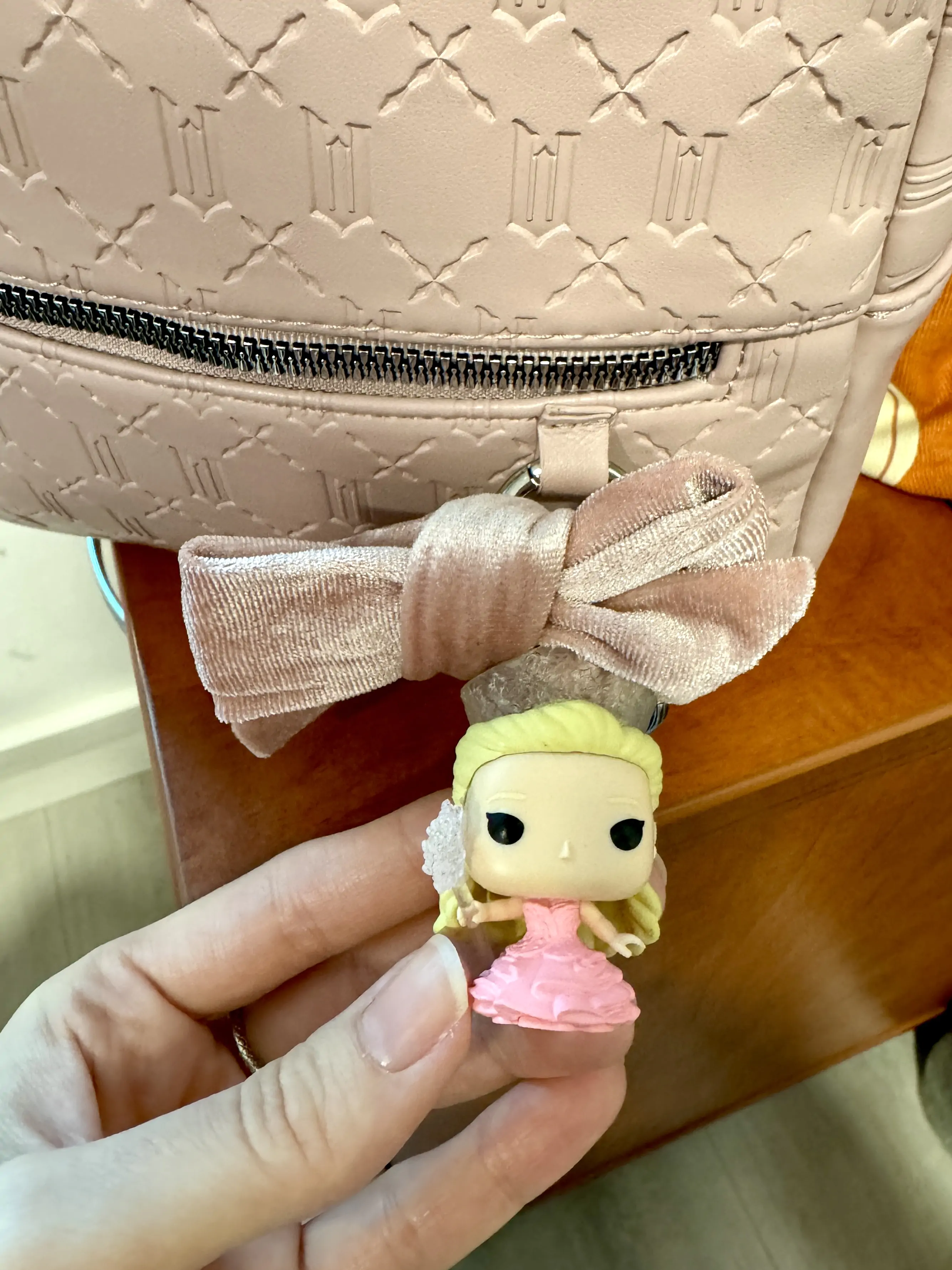 Pocket Funko POP kľúčenka Wicked Glinda produktová fotografia