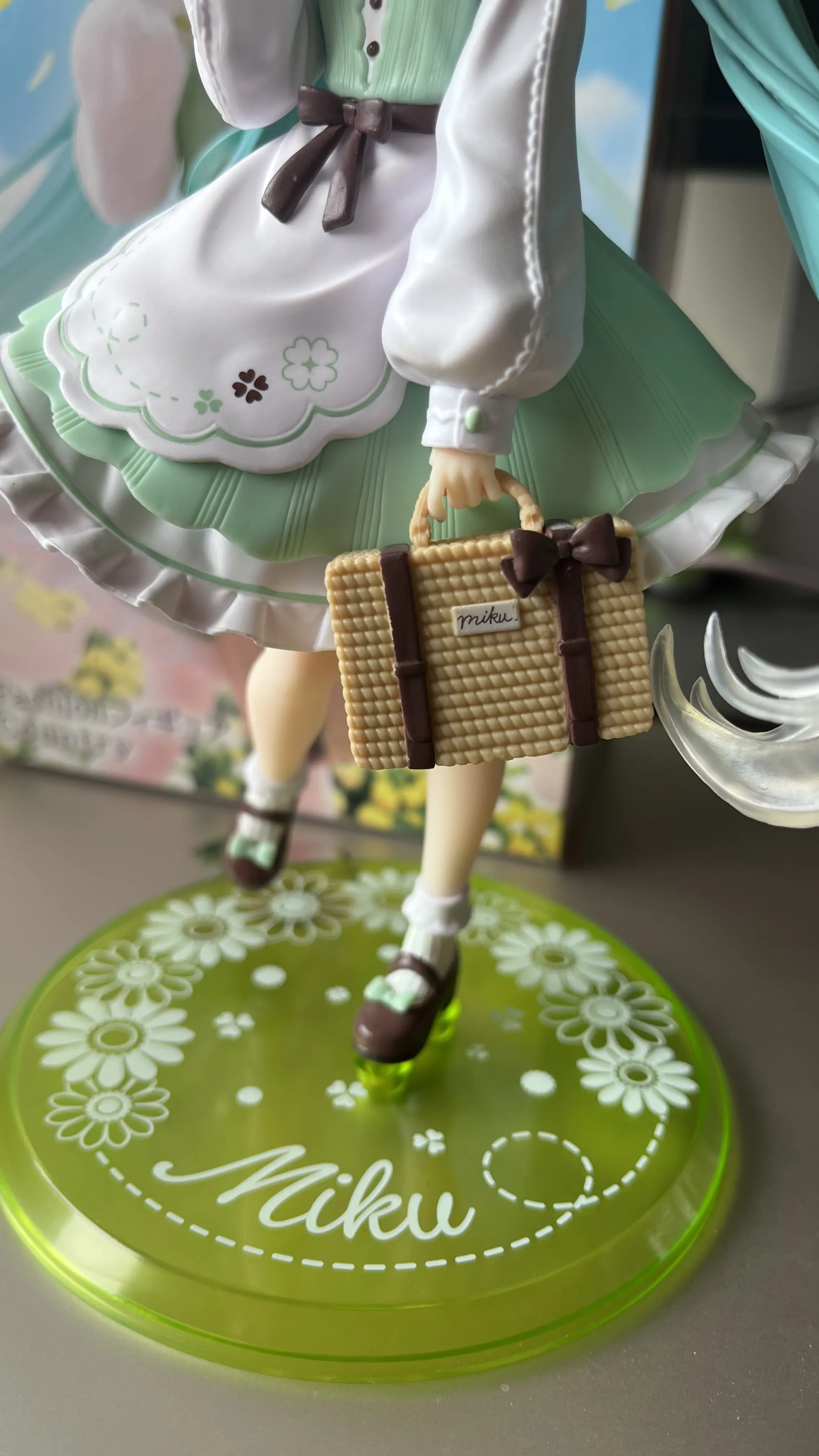 Hatsune Miku PVC soška figúrka Hatsune Miku Fashion Country Ver. 18 cm produktová fotografia