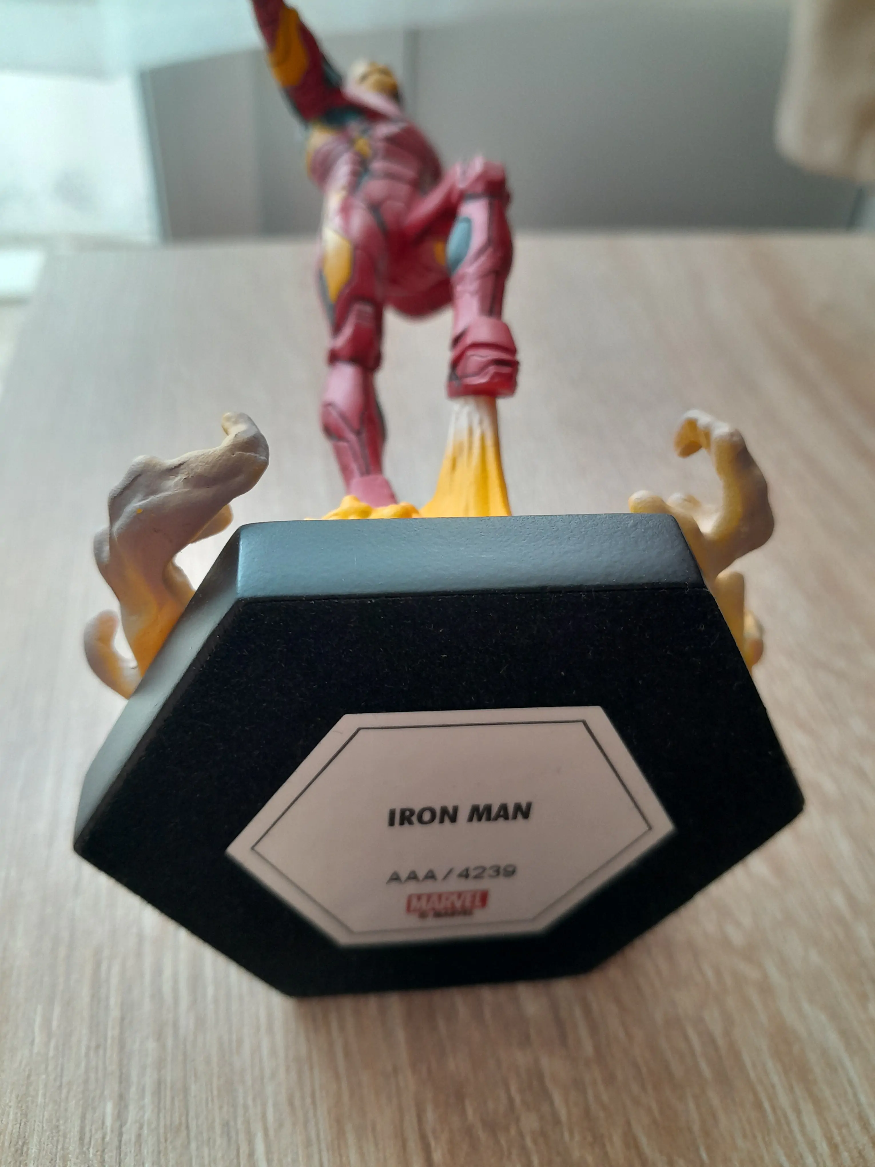 Marvel VS. Collection Socha 1/16 Iron Man 16 cm produktová fotografia
