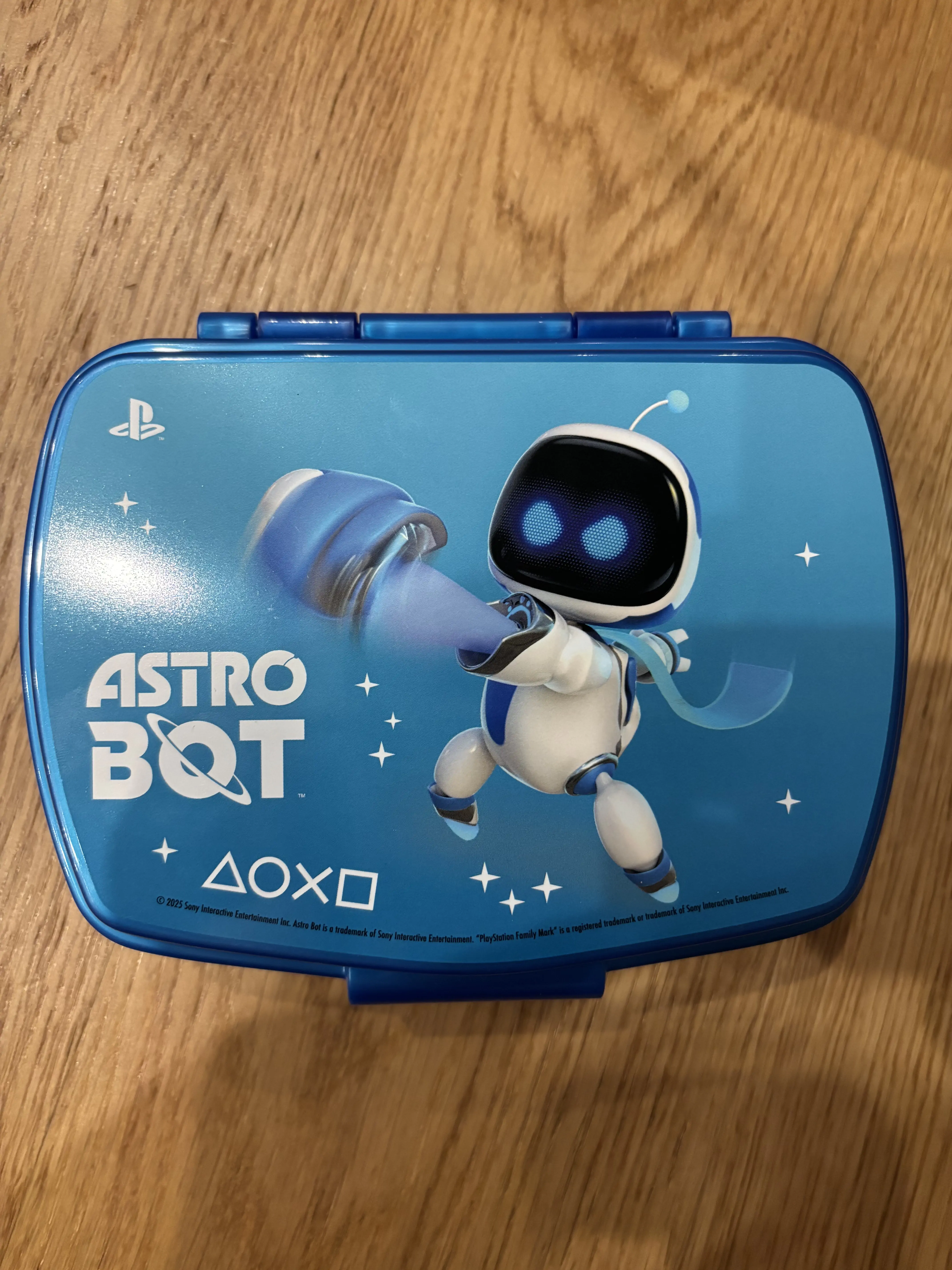 Playstation Astro Bot vtipný plastový box na sendviče produktová fotografia