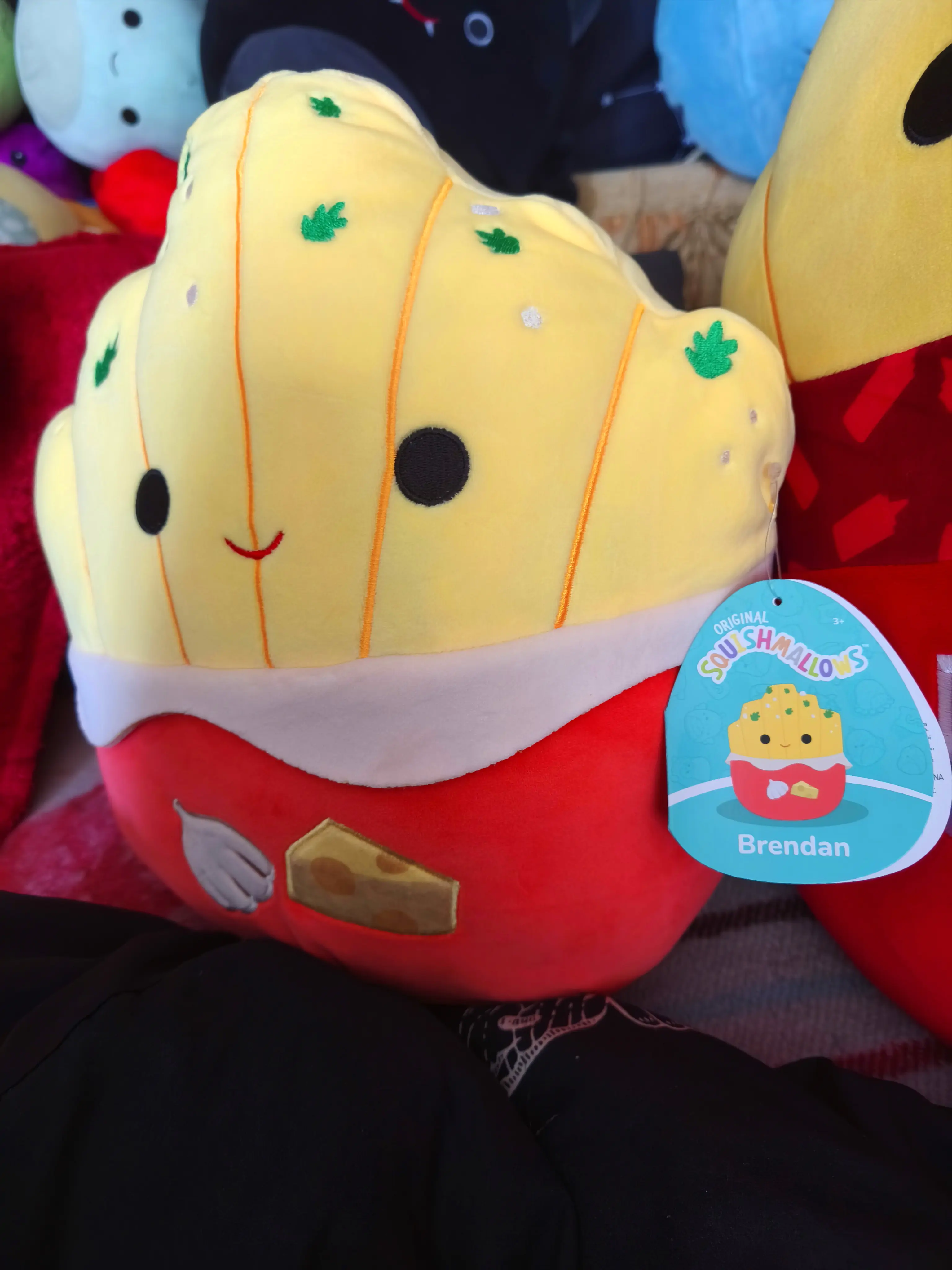 Squishmallows Plyšová figúrka Brendan Garlic Parmesan Fries 30 cm produktová fotografia