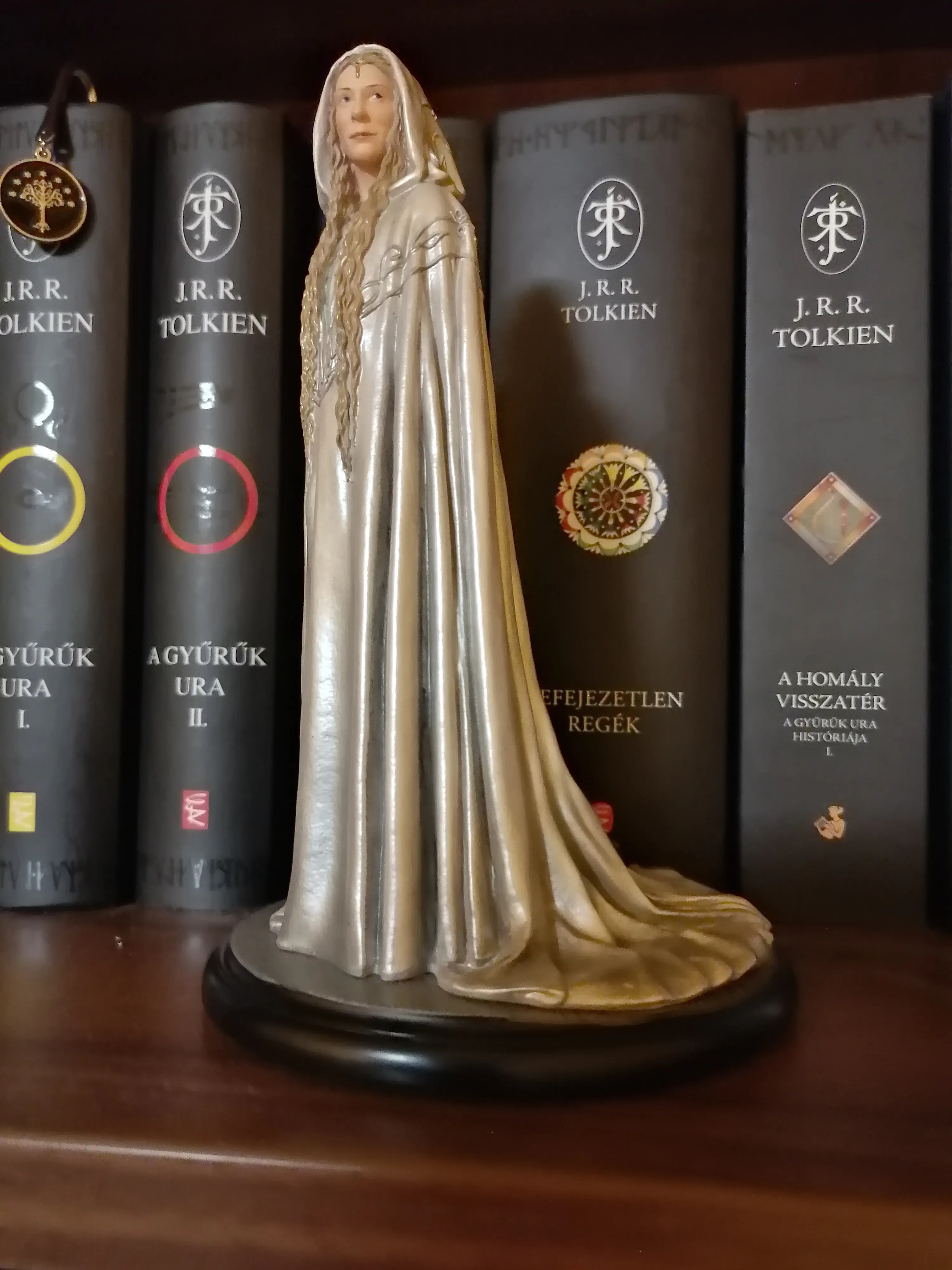Lord of the Rings Mini Soška Galadriel 17 cm produktová fotografia