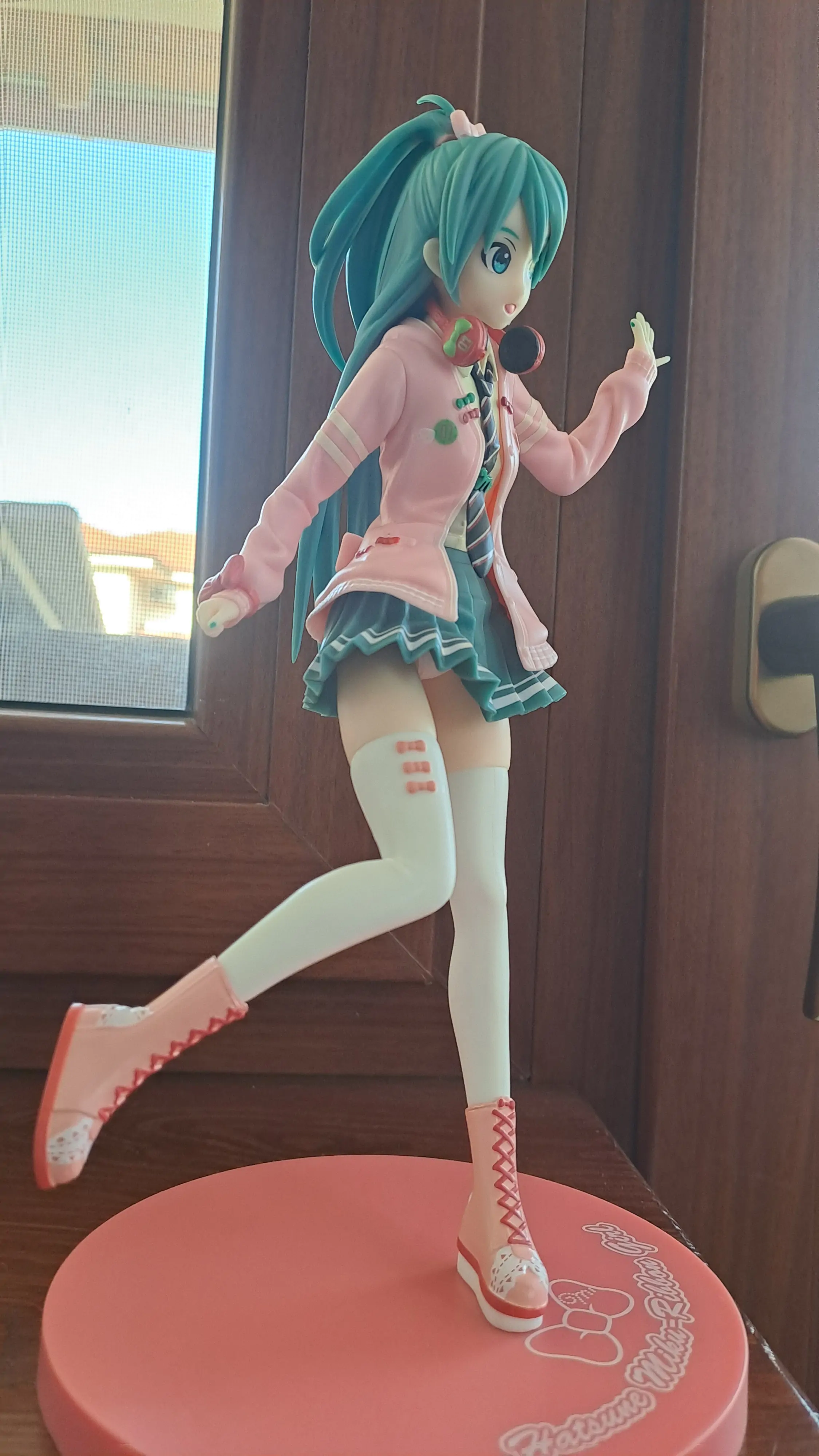 Hatsune Miku Project DIVA Arcade SPM PVC socha Hatsune Miku Ribbon Girl 24 cm produktová fotografia