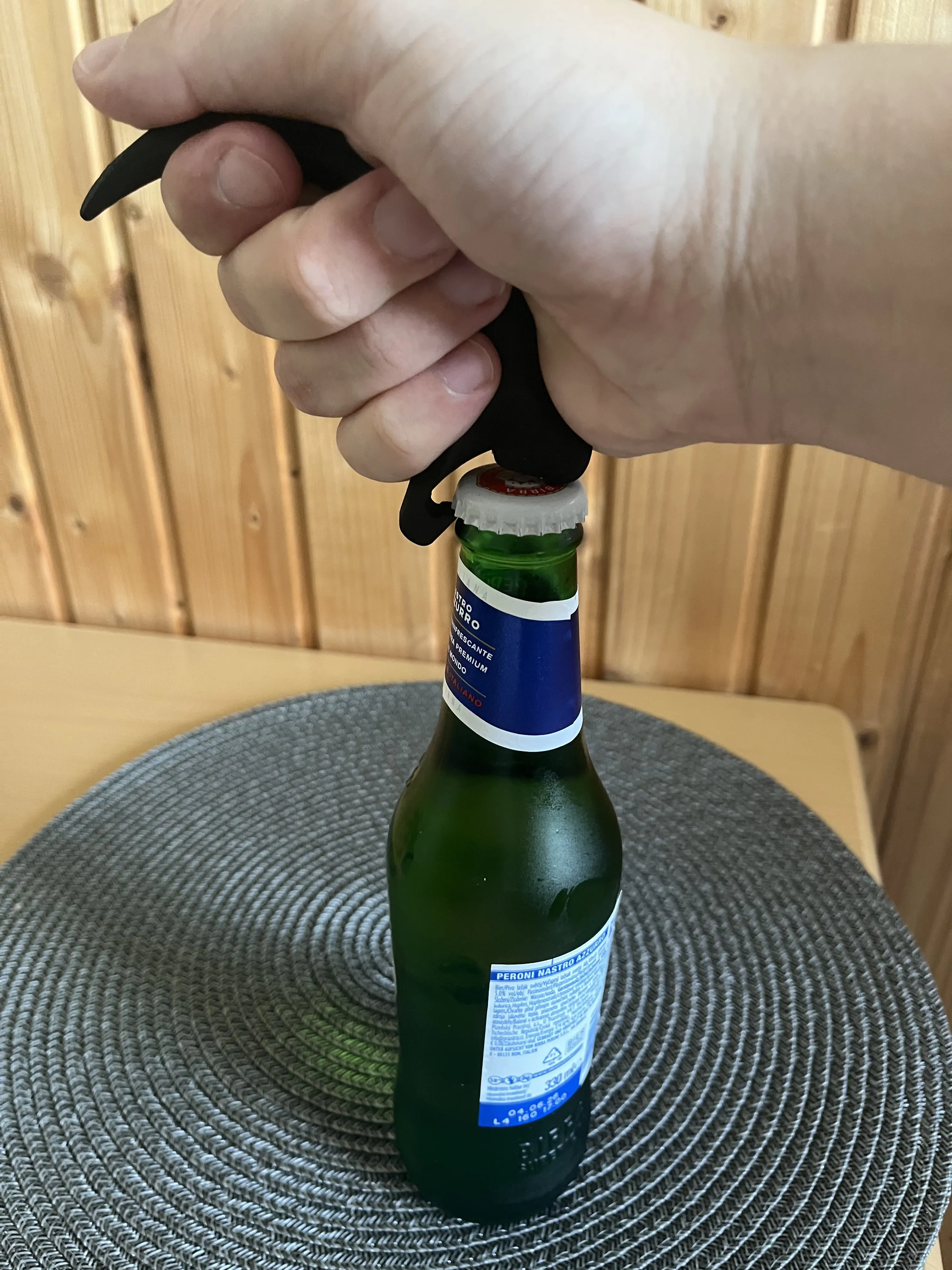 Jurassic Park Otvárač na fľaše Velociraptor Claw produktová fotografia