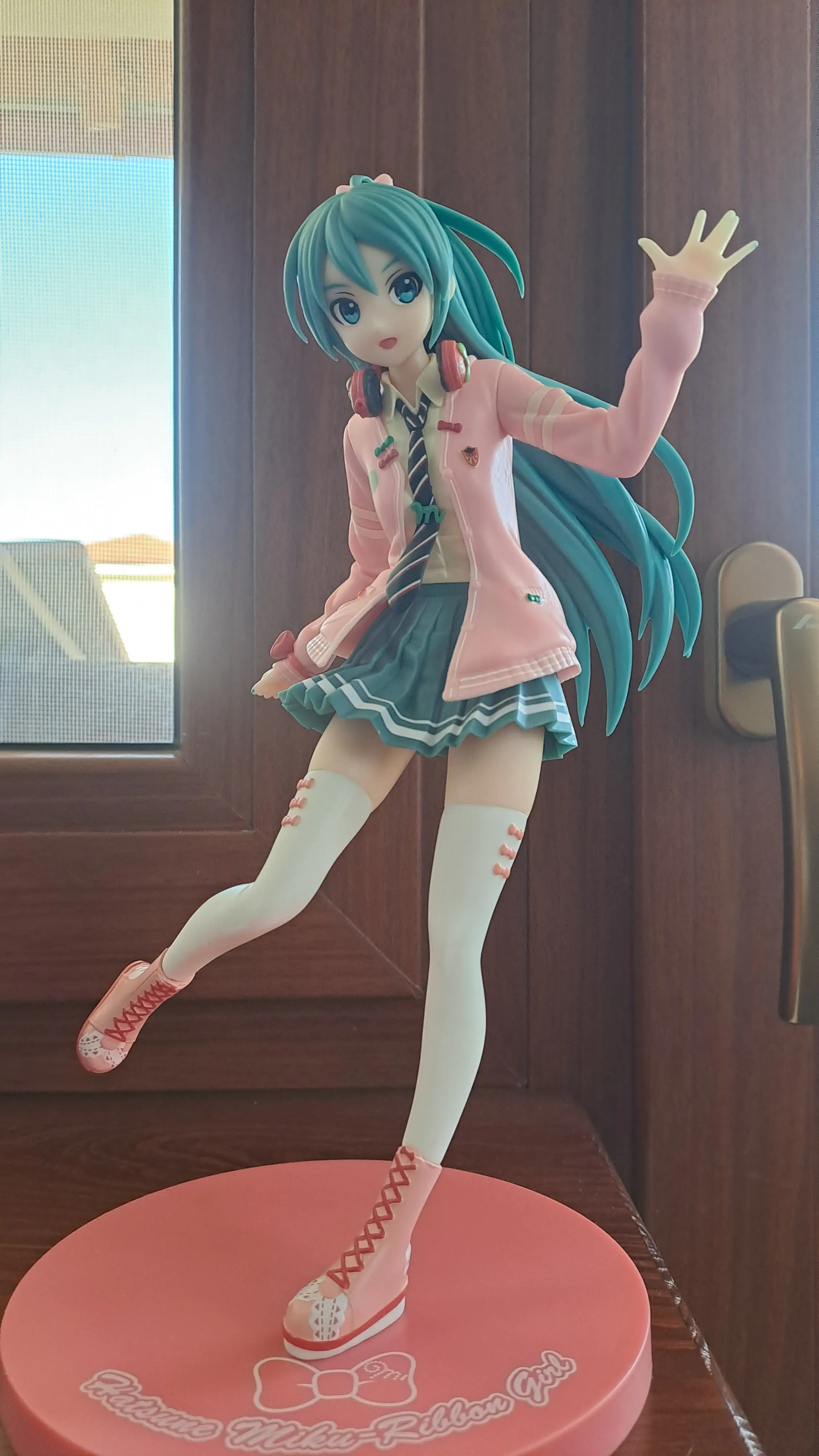 Hatsune Miku Project DIVA Arcade SPM PVC socha Hatsune Miku Ribbon Girl 24 cm produktová fotografia