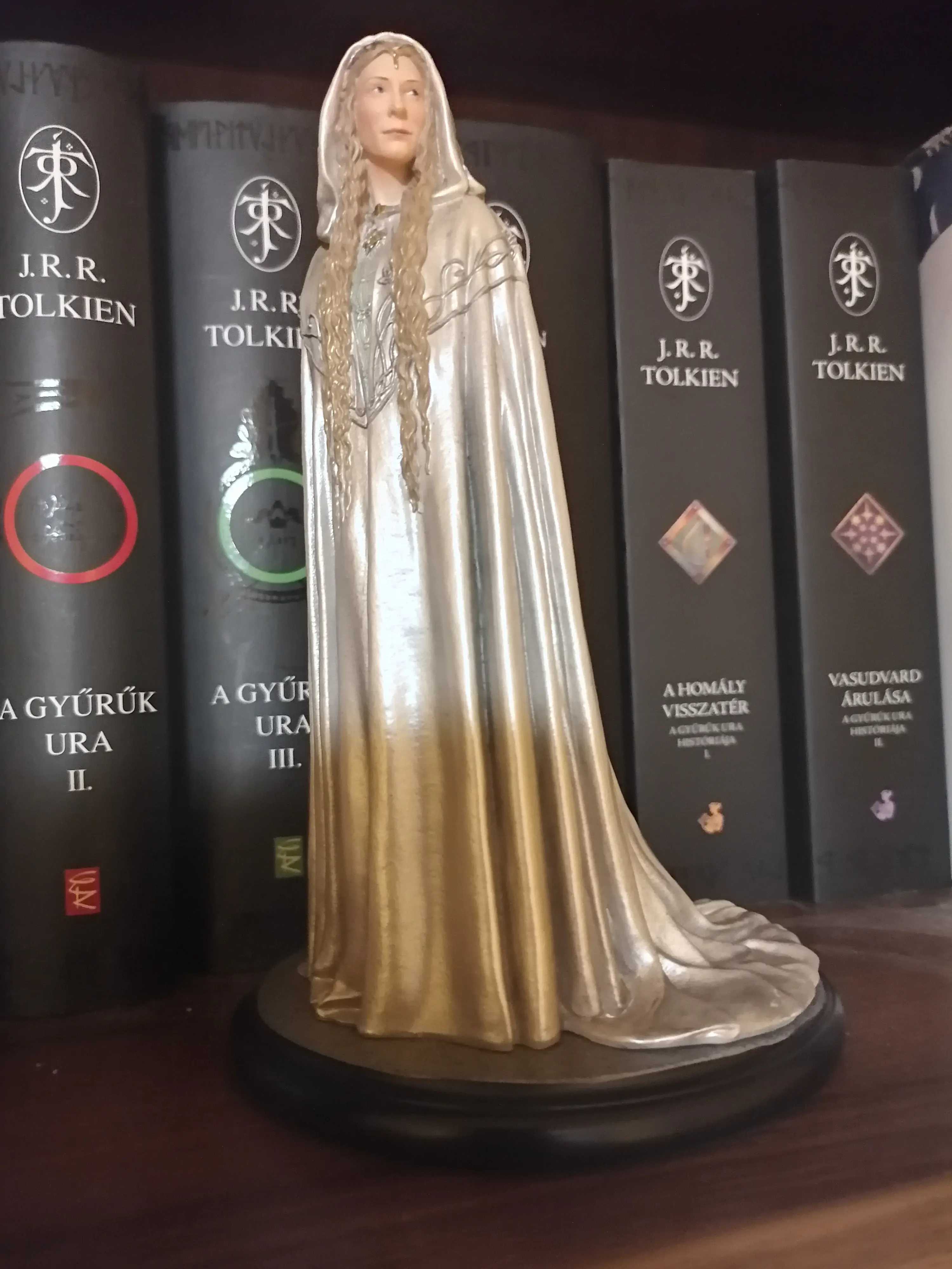Lord of the Rings Mini Soška Galadriel 17 cm produktová fotografia