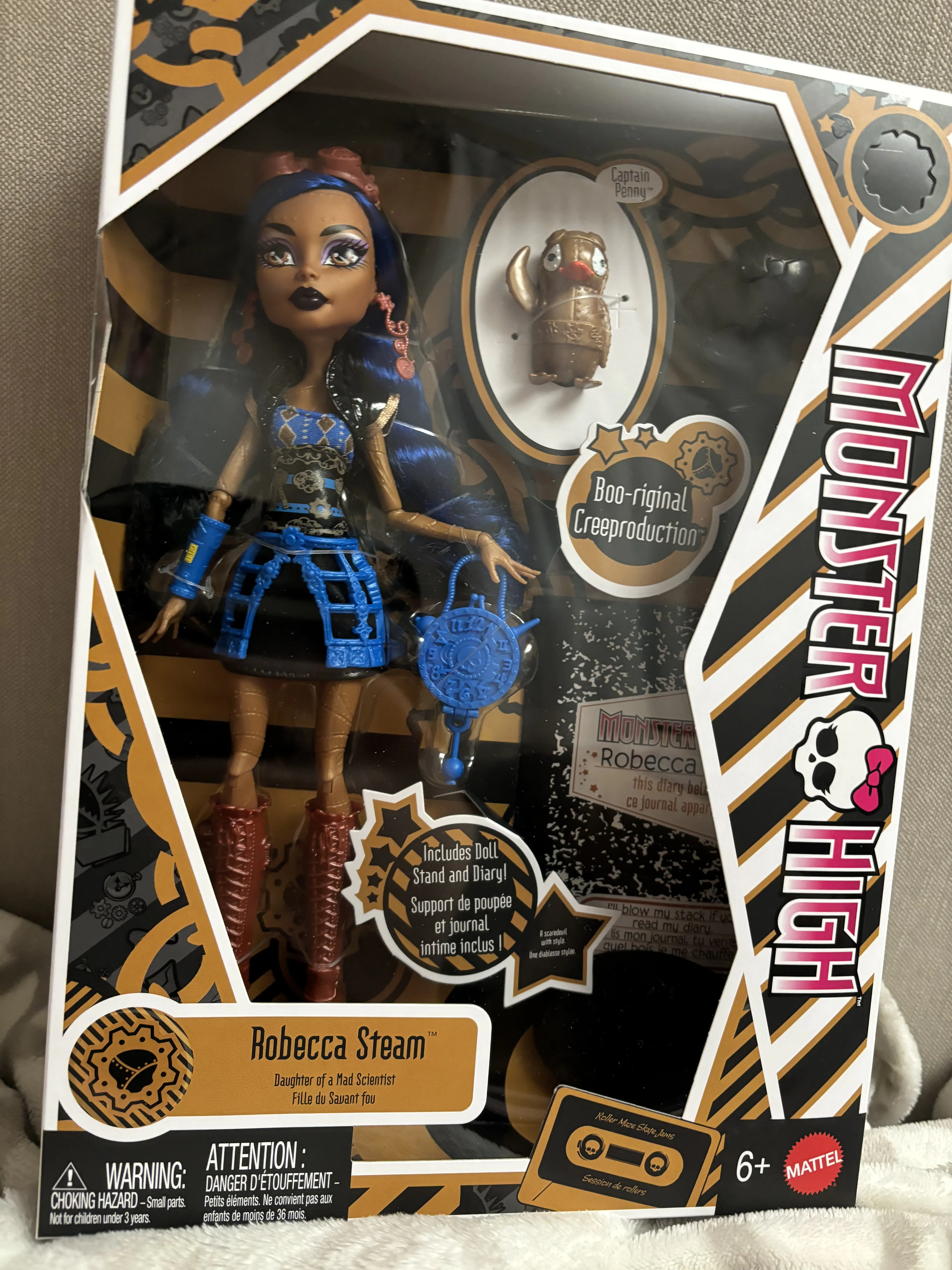 Monster High zberateľská bábika Robecca Steam produktová fotografia