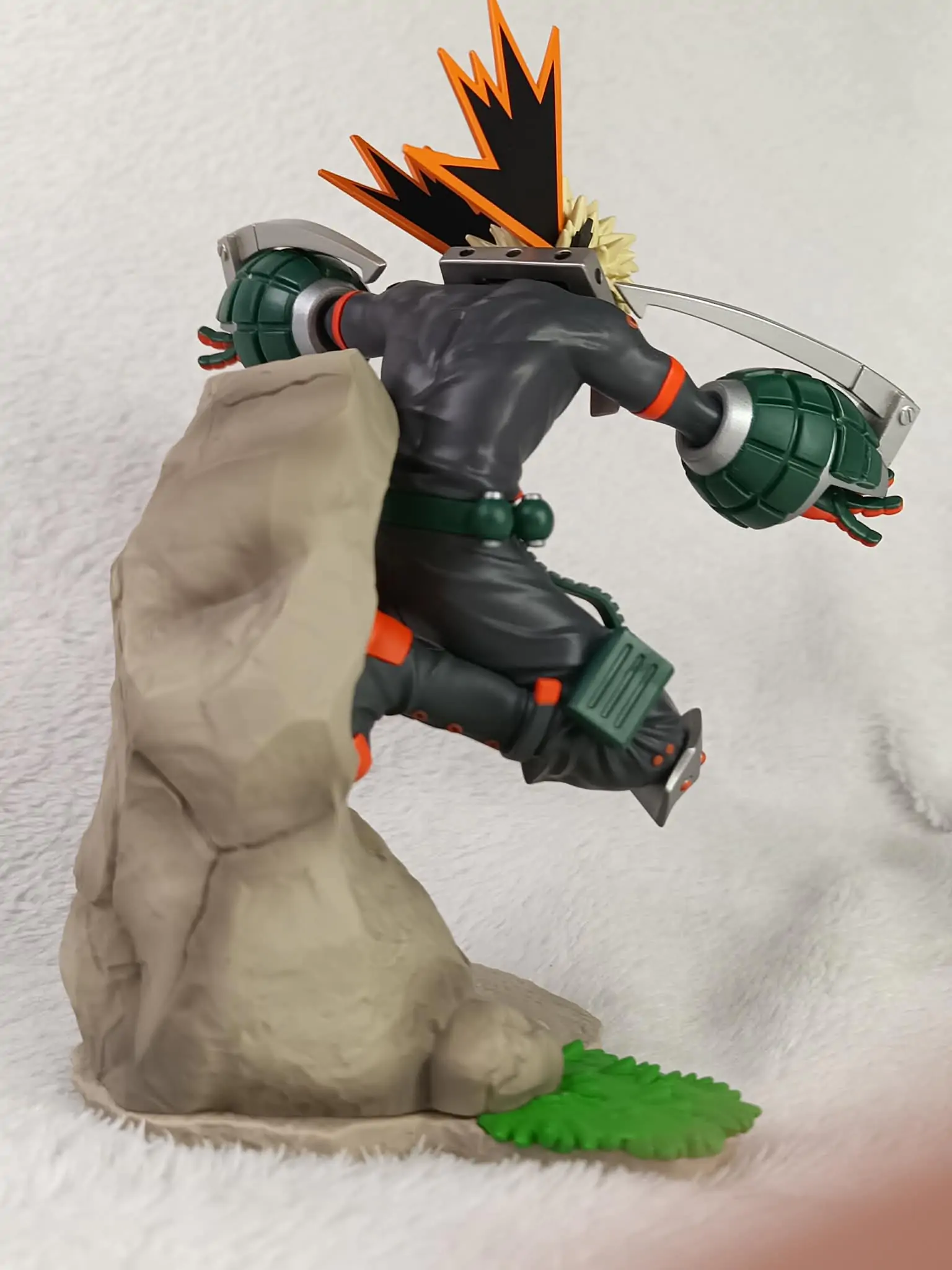 My Hero Academia: You´re Next Xross Link Anime PVC Socha Katsuki Bakugo 18 cm produktová fotografia