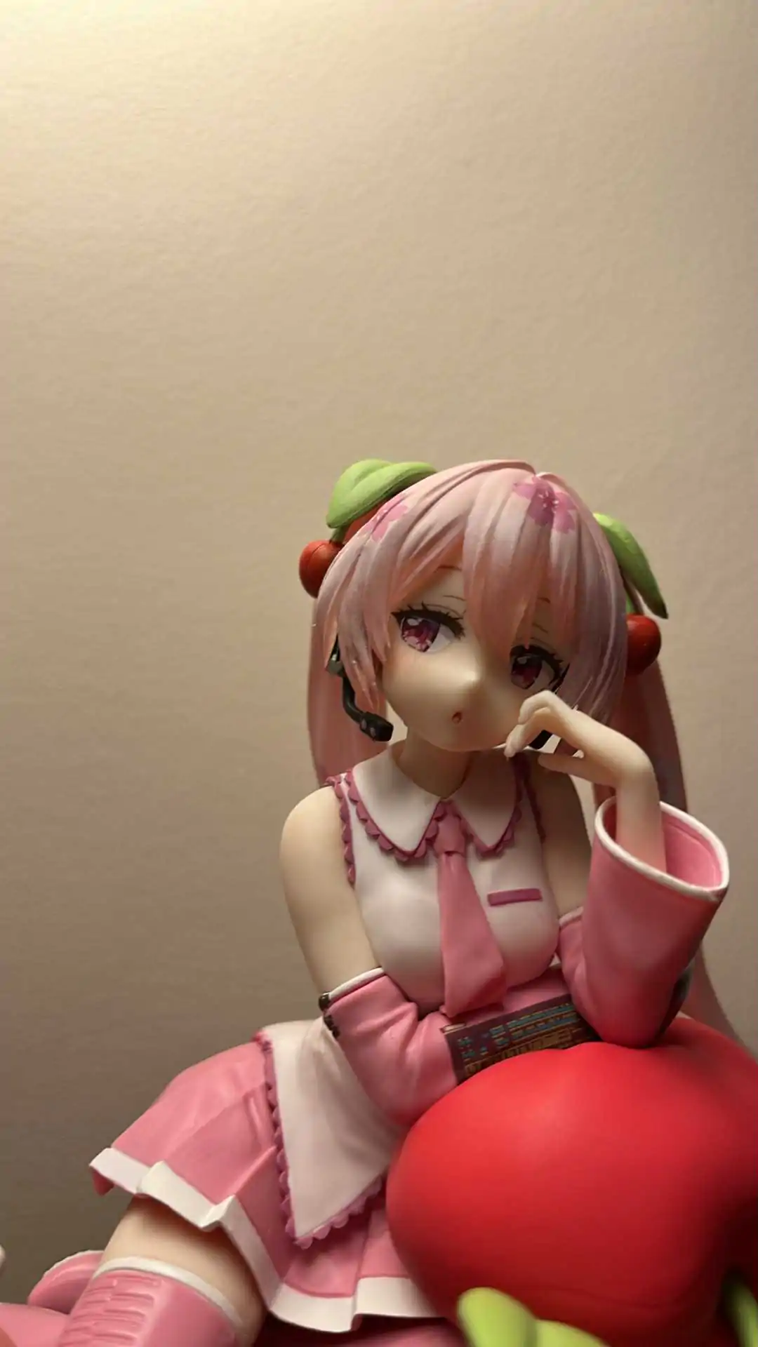 Hatsune Miku PVC Soška Desktop Cute Figure Sakura Miku Cherry Cushion Ver. 13 cm produktová fotografia