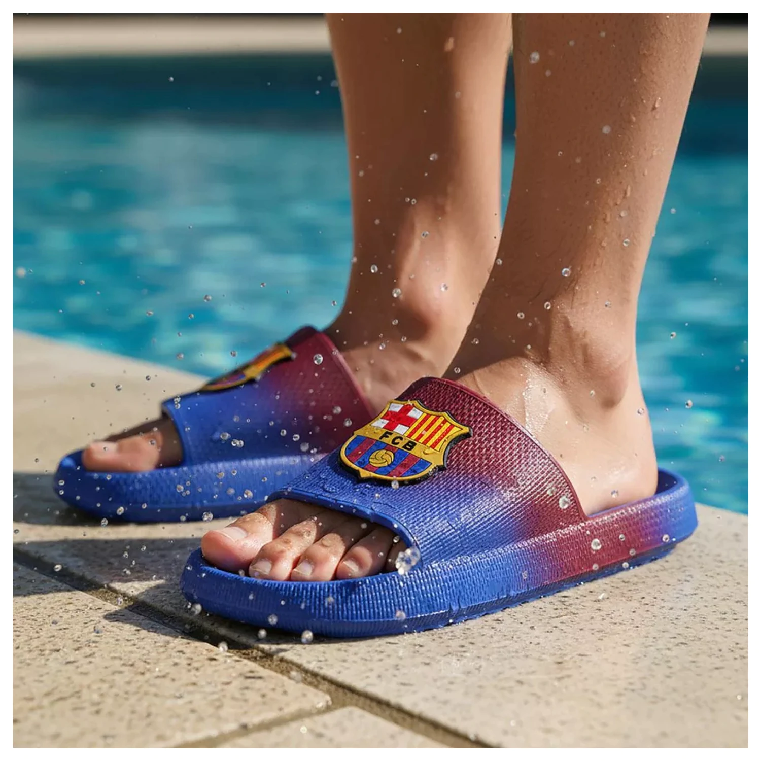 FC Barcelona Logo dospelé papuče produktová fotografia