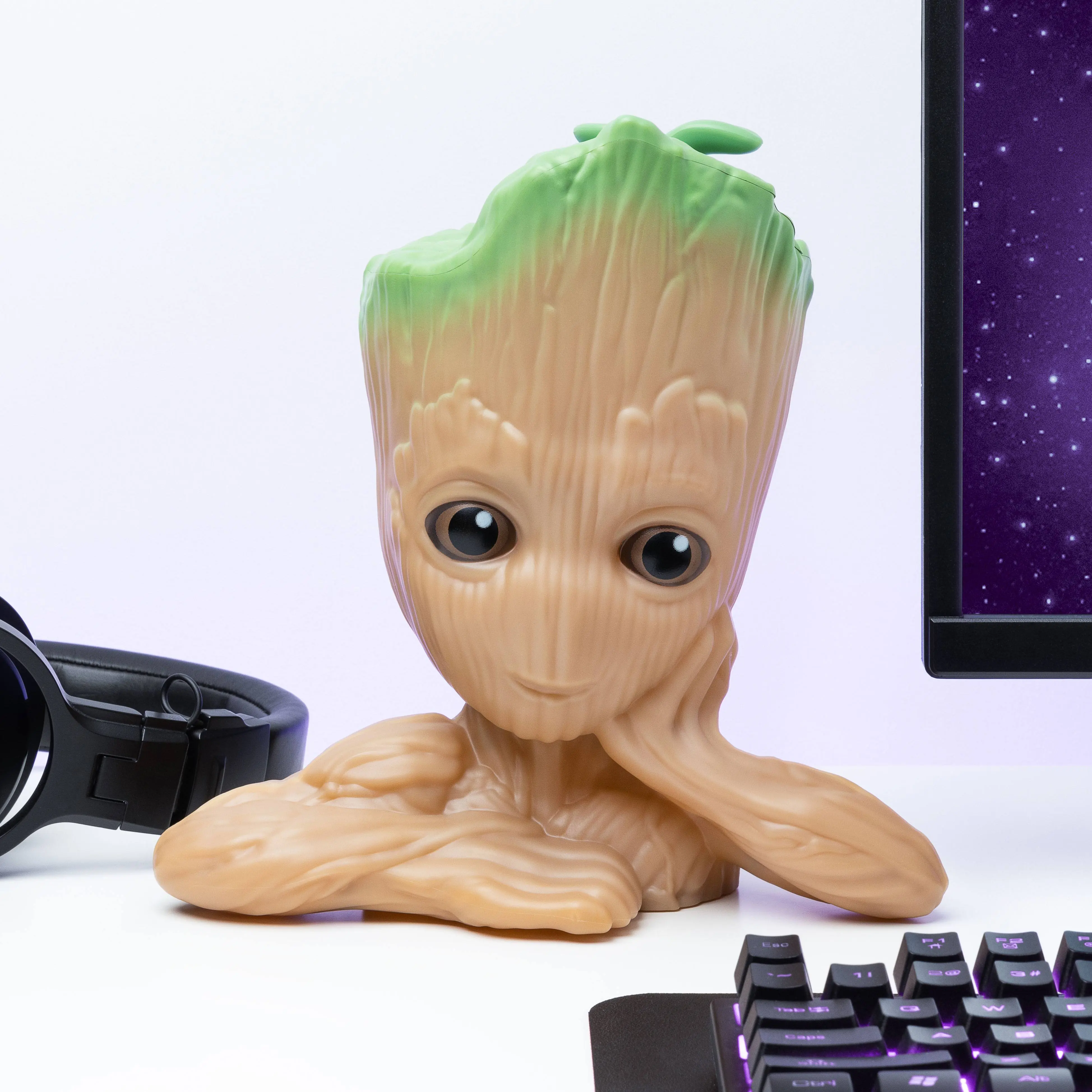 Guardians Of The Galaxy Light Groot figúrka, 20 cm termékfotó