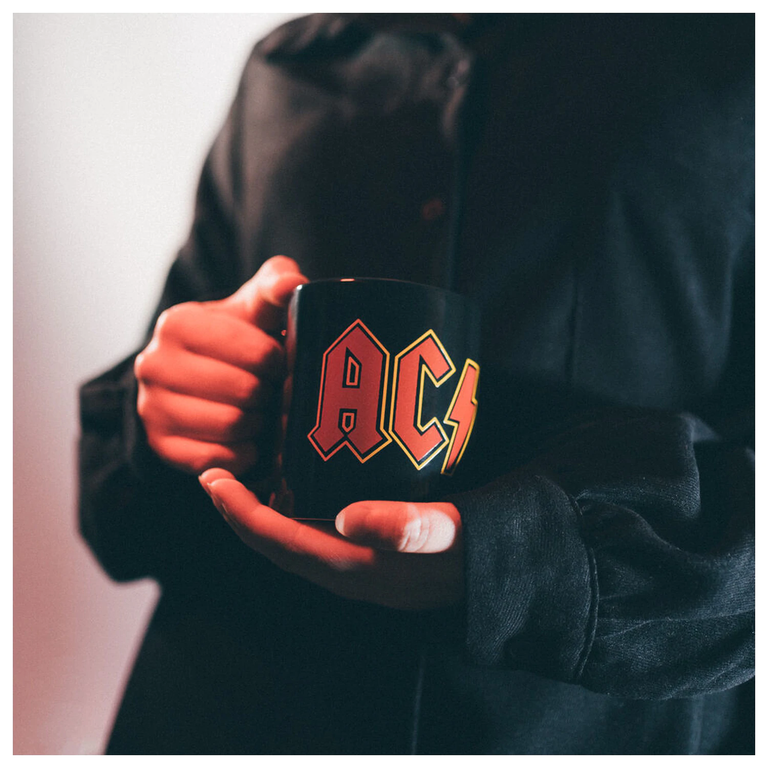 AC/DC hrnček 350ml produktová fotografia