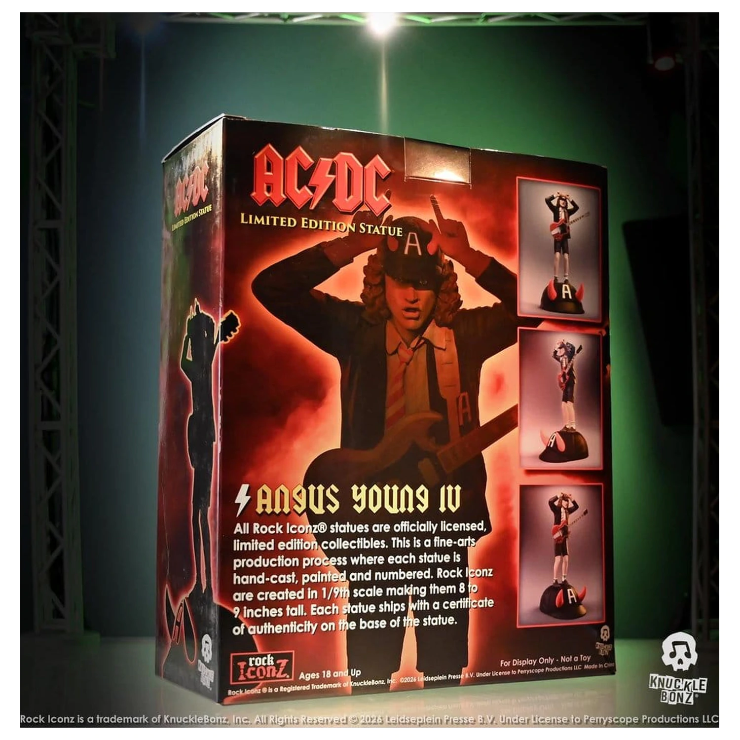 AC/DC Rock Iconz Figúrka Angus Young IV 23 cm produktová fotografia