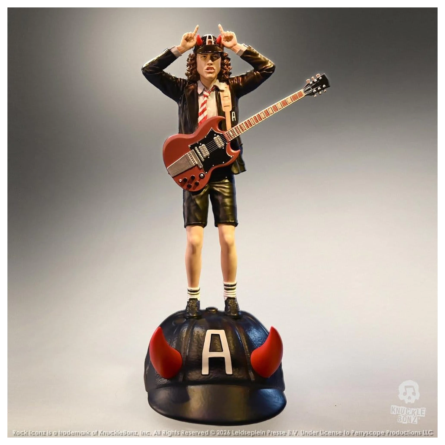 AC/DC Rock Iconz Figúrka Angus Young IV 23 cm produktová fotografia