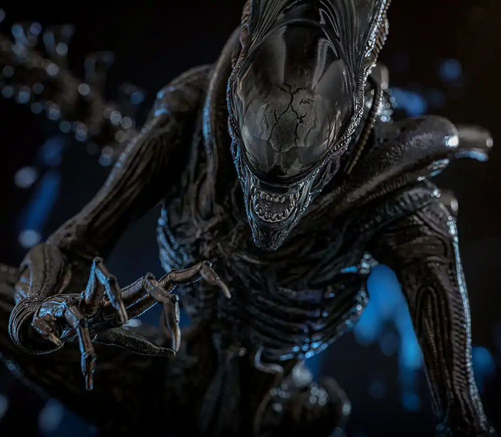 Alien: Romulus Movie Masterpiece Akčná Figúrka 1/6 Scorched Xenomorph 44 cm produktová fotografia