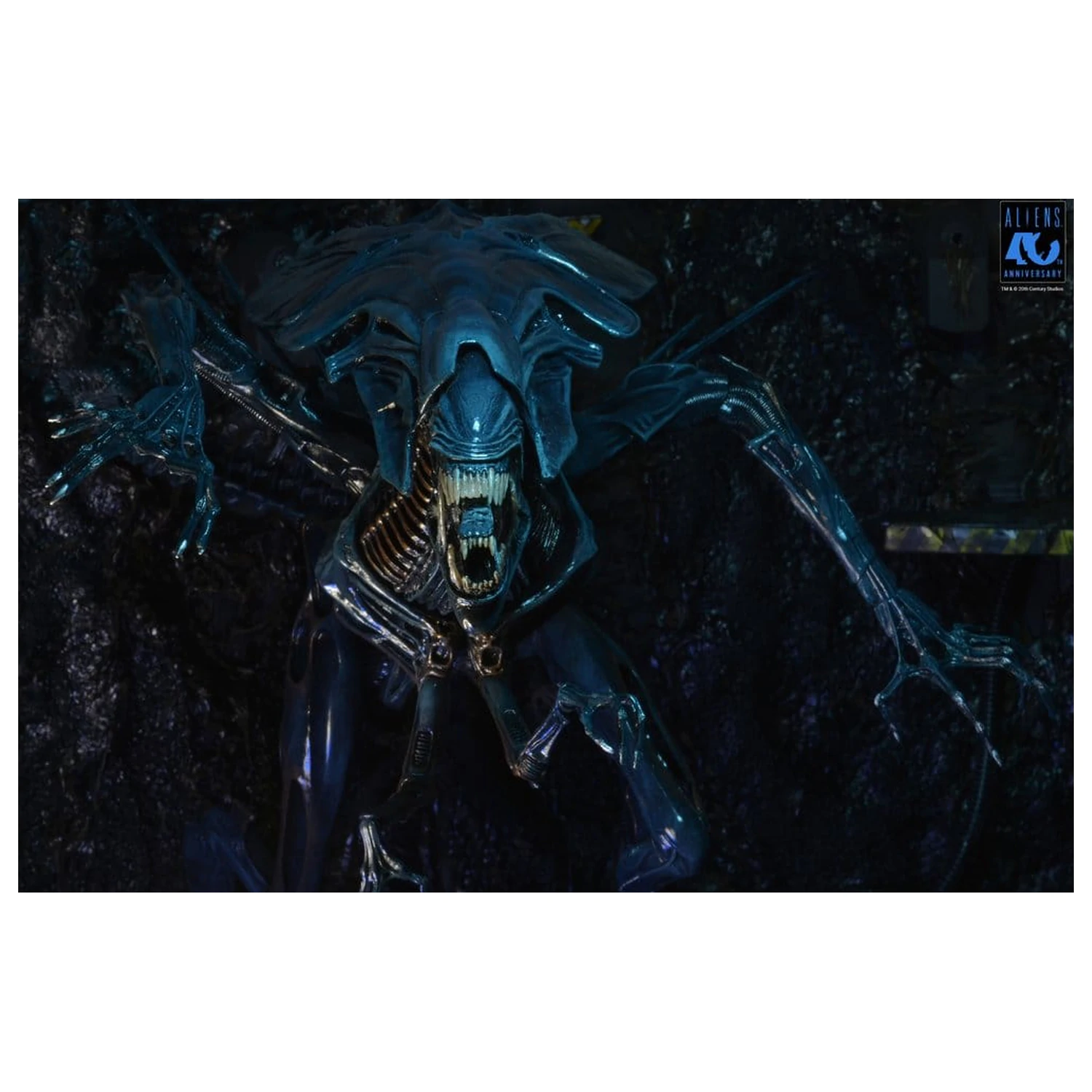 Aliens Ultra Deluxe Action Figure Alien Queen (40th Anniversary) 38 cm produktová fotografia