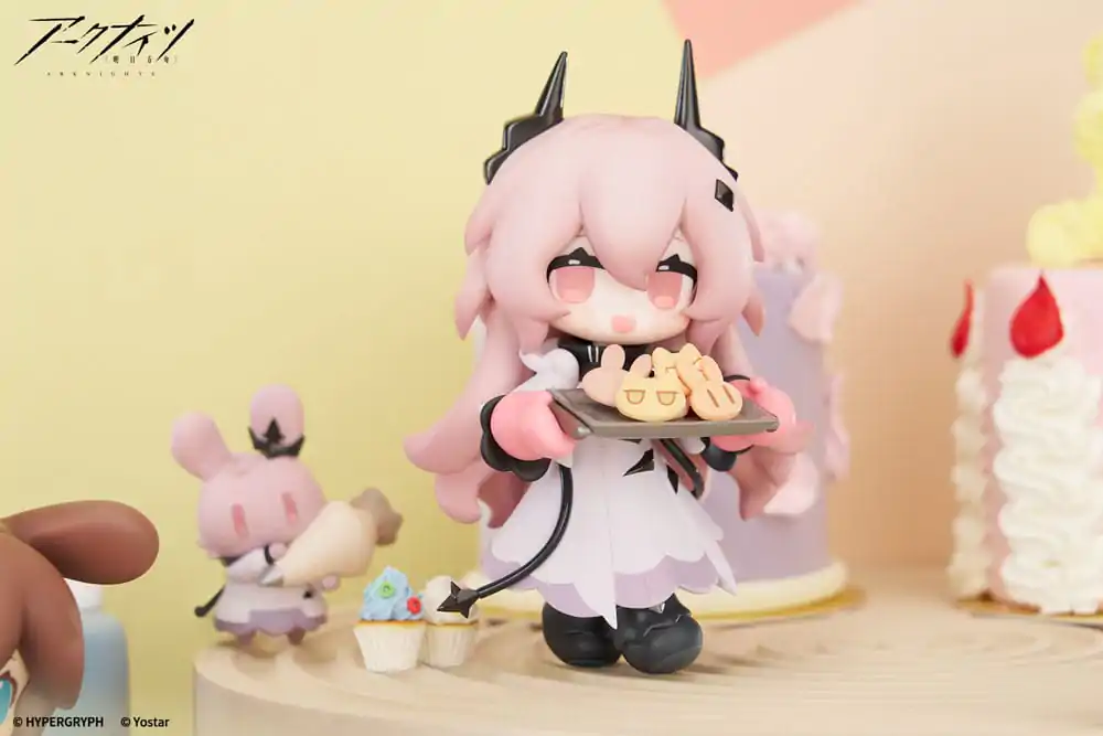 Arknights Would You Like A Dessert? Mini Series PVC Socha Civilight Eterna 11 cm produktová fotografia