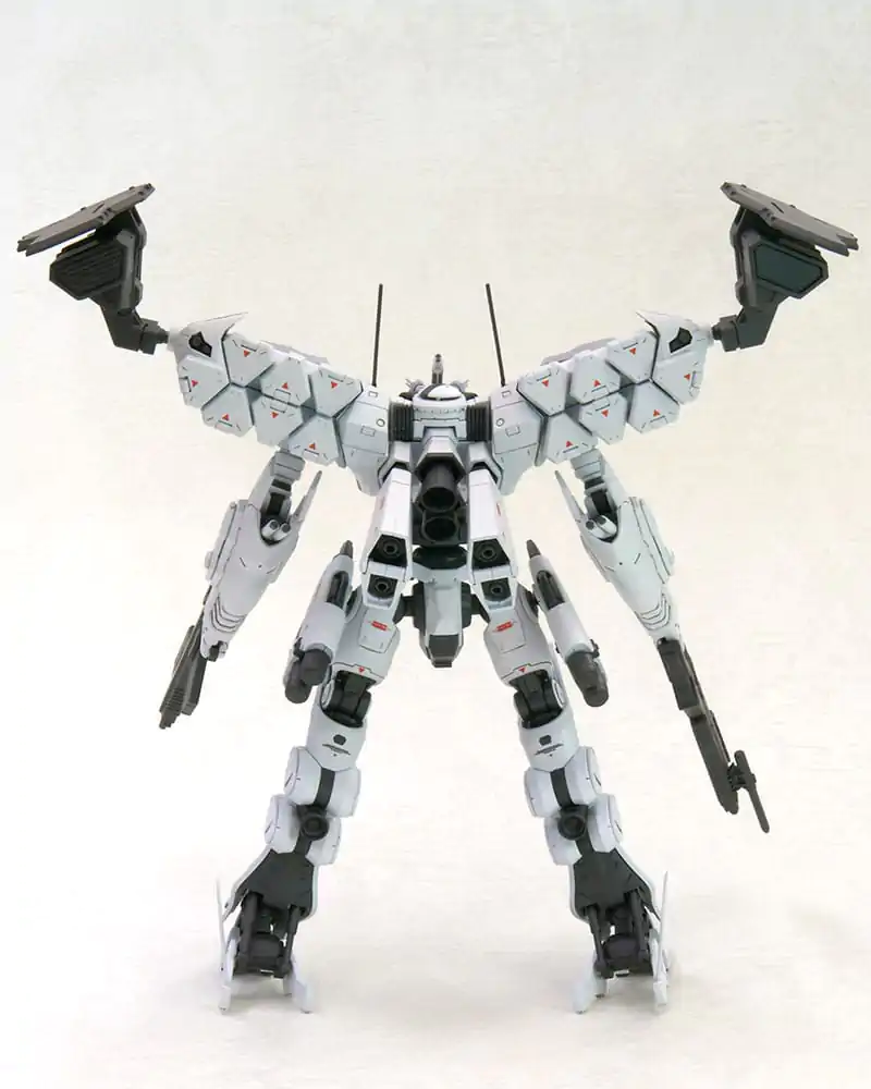 Armored Core Plastiková modelová stavebnica 1/72 Lineark White-Glint & V.O.B Set 16 cm produktová fotografia