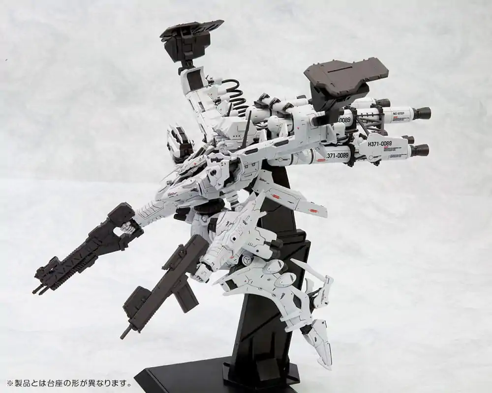 Armored Core Plastiková modelová stavebnica 1/72 Lineark White-Glint & V.O.B Set 16 cm produktová fotografia