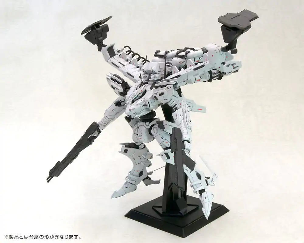 Armored Core Plastiková modelová stavebnica 1/72 Lineark White-Glint & V.O.B Set 16 cm produktová fotografia