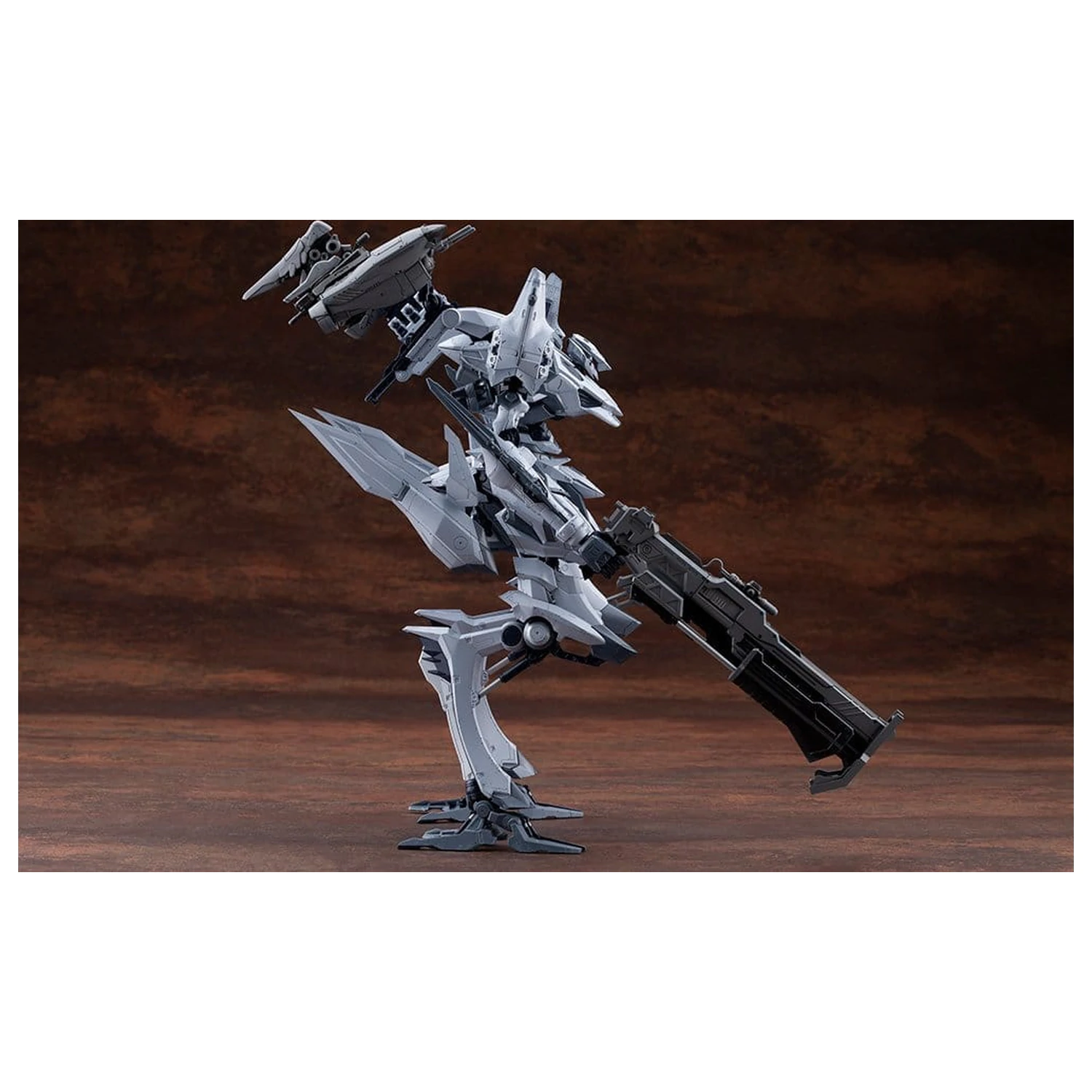 Armored Core V.I.O.S. Plastic Model Kit Schneider Nachtreihe/40E Close-Quarters Assault Type 27 cm produktová fotografia