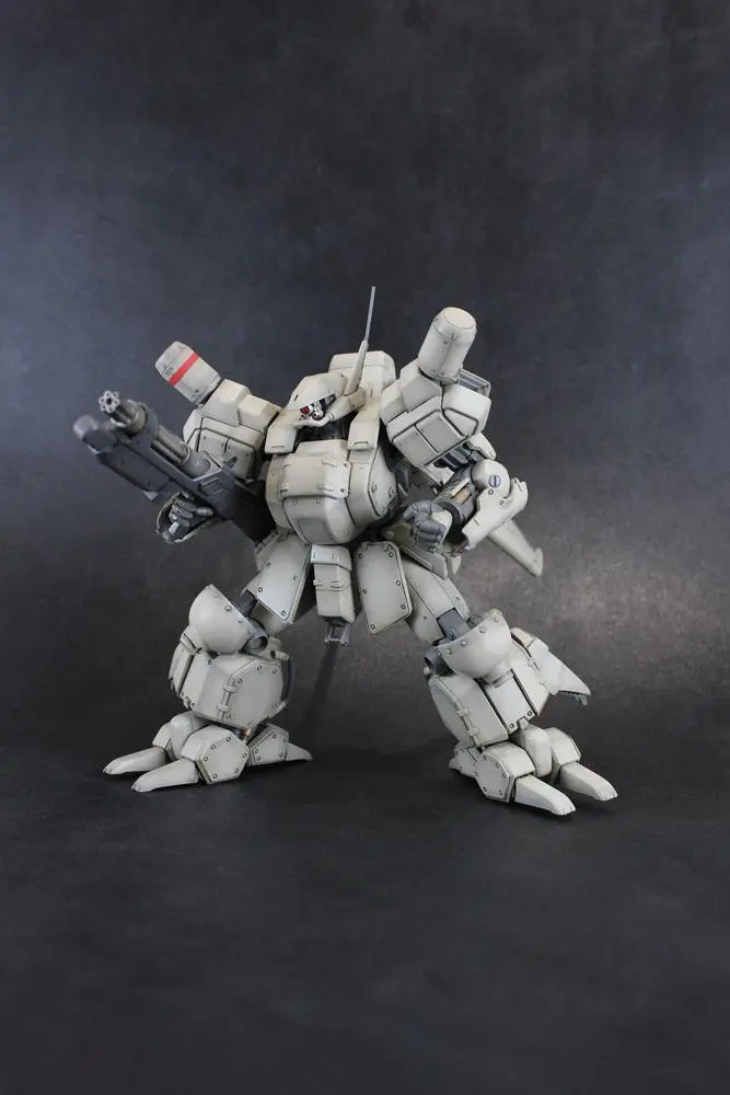 Assault Suits Leynos Plastový model 1/35 AS-5E3 Leynos (Typ hráča) Renewal Ver. 28 cm produktová fotografia