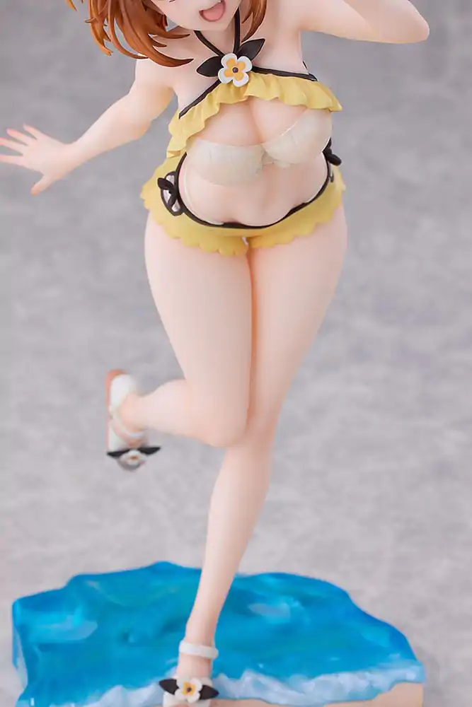 Atelier Ryza: Ever Darkness & the Secret Hideout PVC Sošky 3-Pack 1/7 Ryza, Klaudia, Lila: Swimsuit Ver. produktová fotografia