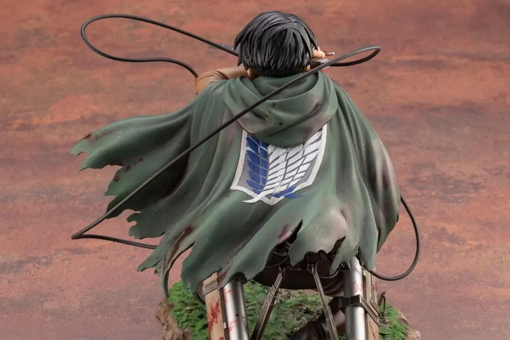 Útočiaci Titán ARTFXJ szobor 1/7 Levi Fortitude ver. 17 cm termékfotó