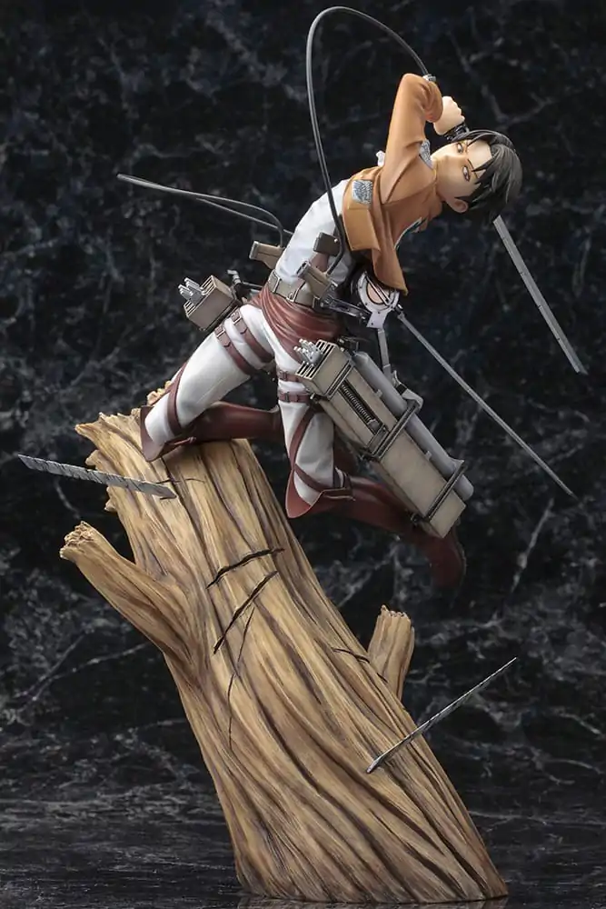 Attack on Titan ARTFXJ Soška 1/8 Levi Renewal Package Ver. 28 cm produktová fotografia