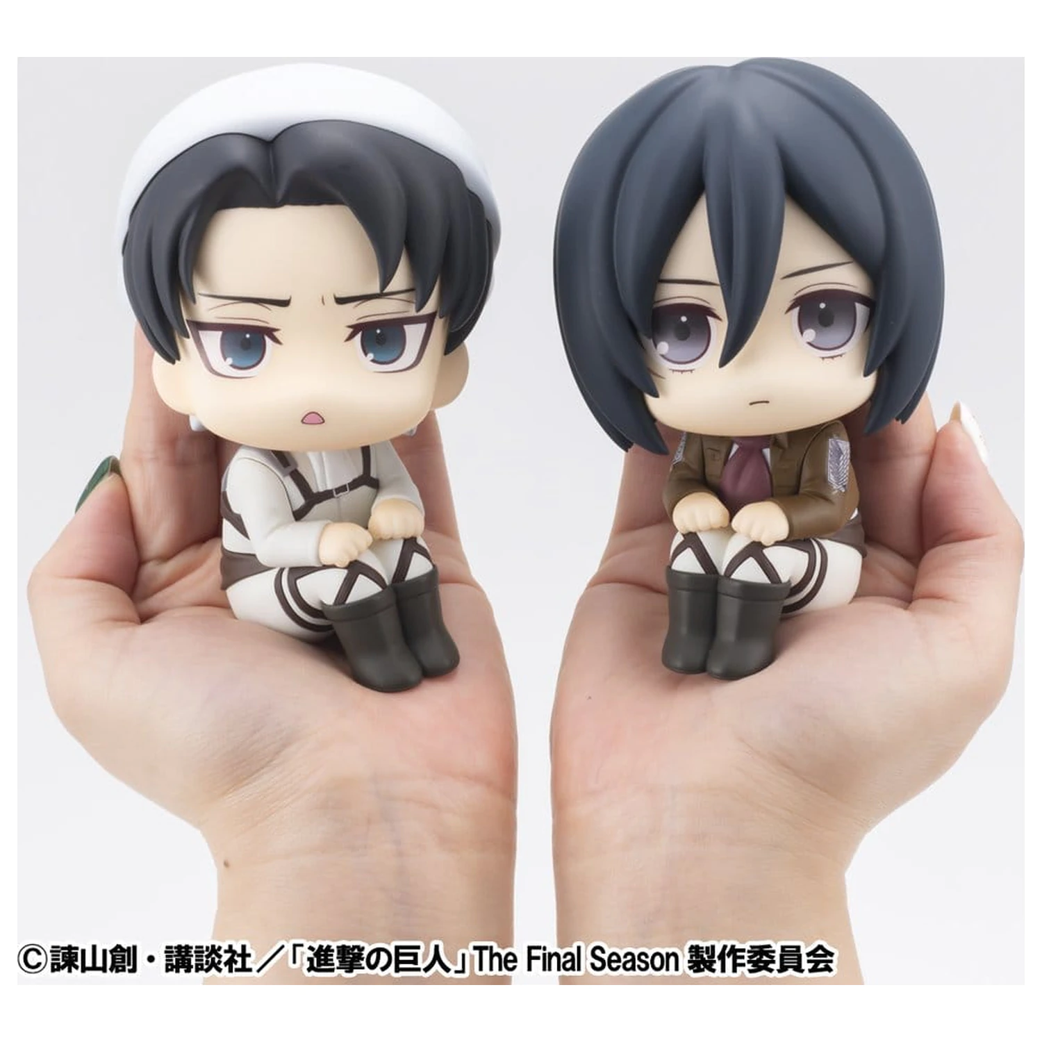 Attack on Titan Look Up PVC Sošky Levi Cleaning up Ver. & Mikasa Ackerman (s darčekom) 11 cm produktová fotografia