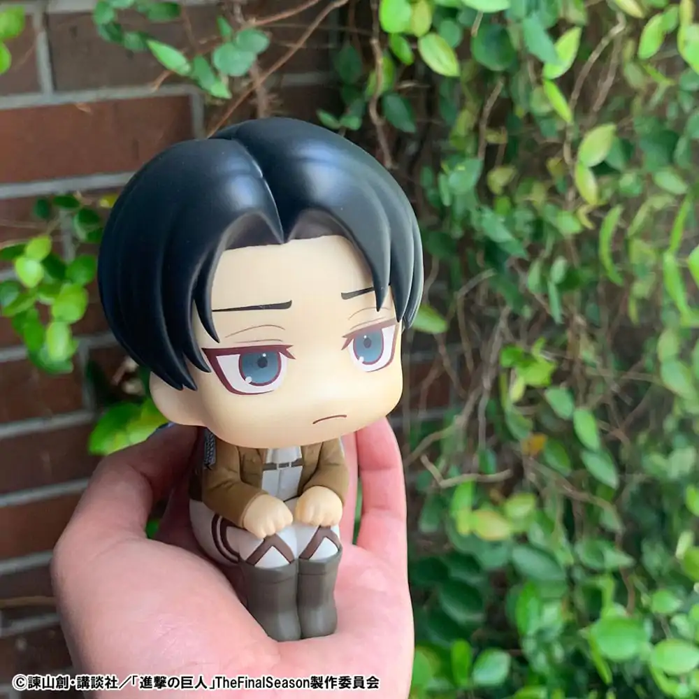 Attack on Titan Look Up PVC Socha Levi 11 cm produktová fotografia