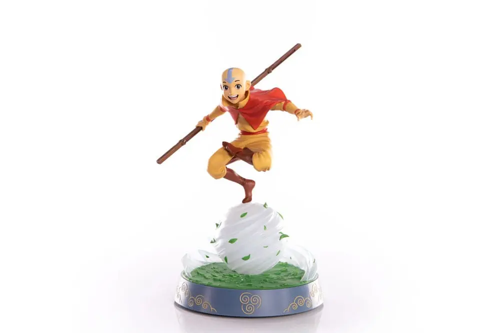 Avatar: The Last Airbender PVC soška Aang Collector's Edition 27 cm termékfotó