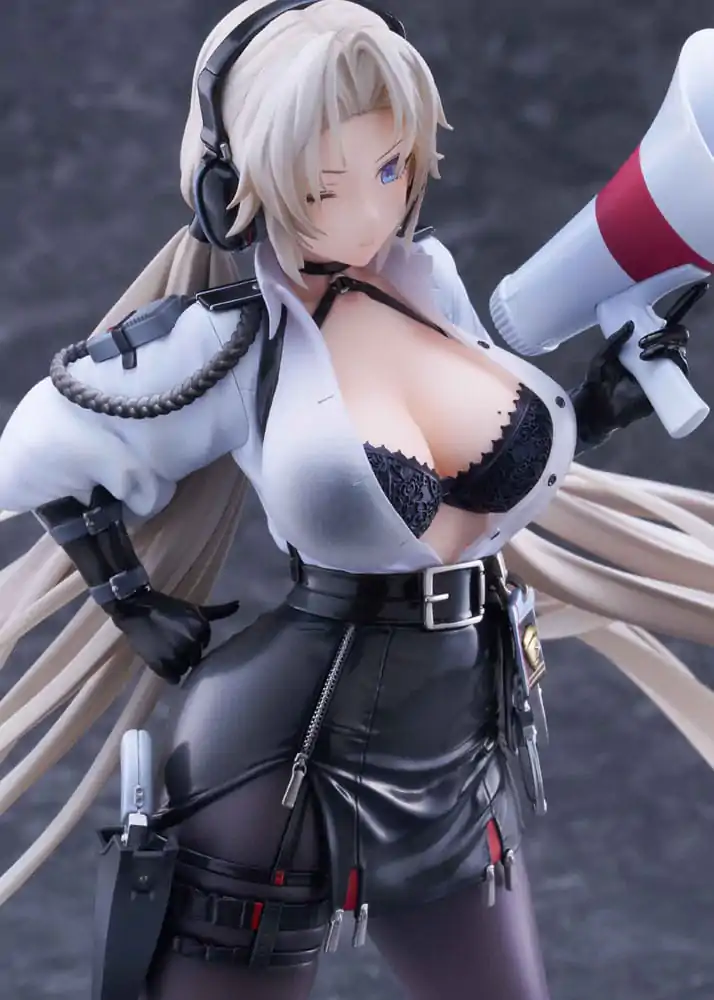 Azur Lane Statue 1/6 Kronshtadt Begin the Rush! 28 cm termékfotó