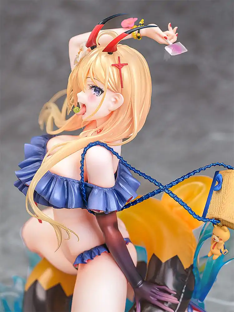 Azur Lane PVC figúrka 1/6 Kumano: Fancy Waves Ver. 19 cm termékfotó