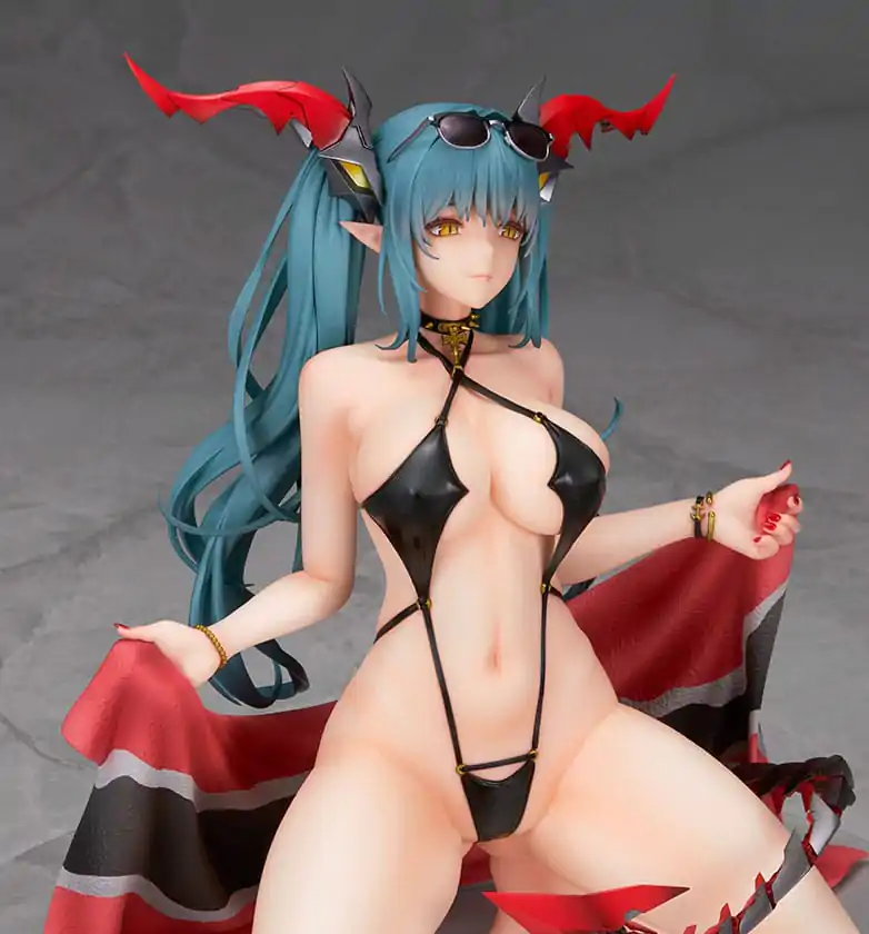 Azur Lane PVC Socha 1/7 Regensburg Dark Dragon and the Coast of Light Ver. 16 cm produktová fotografia