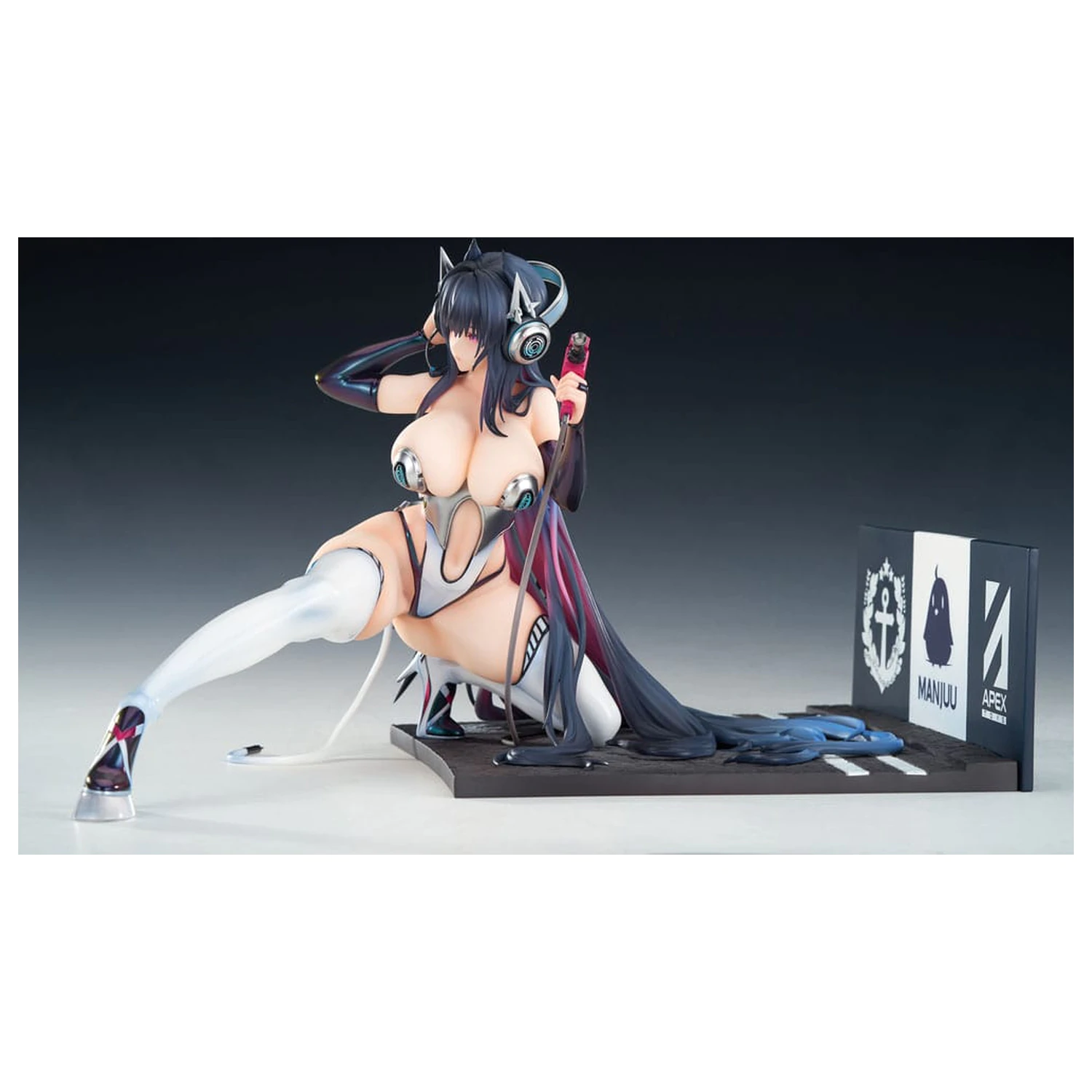 Azur Lane PVC socha 1/7 Strasbourg Faerie of the Race Circuit Ver. 16 cm produktová fotografia