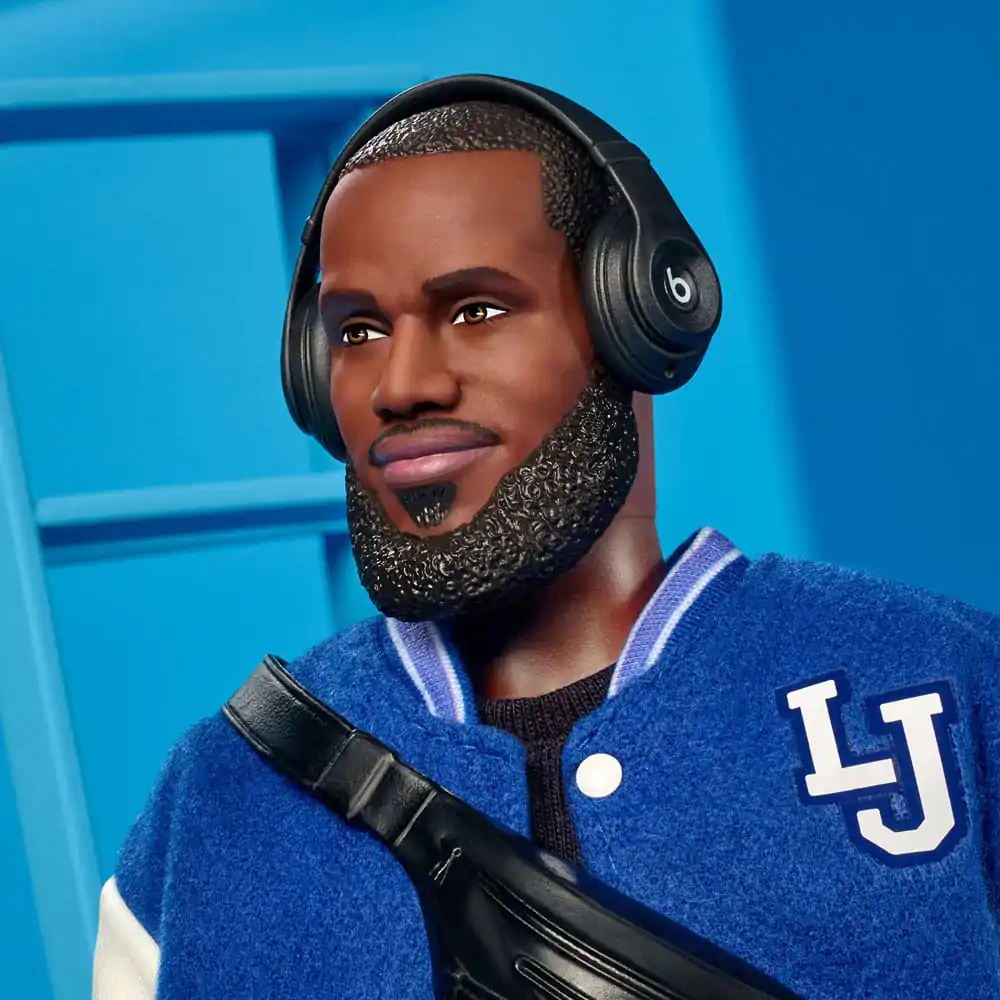 Barbie Signature bábika Fashion Kenbassador Lebron James produktová fotografia