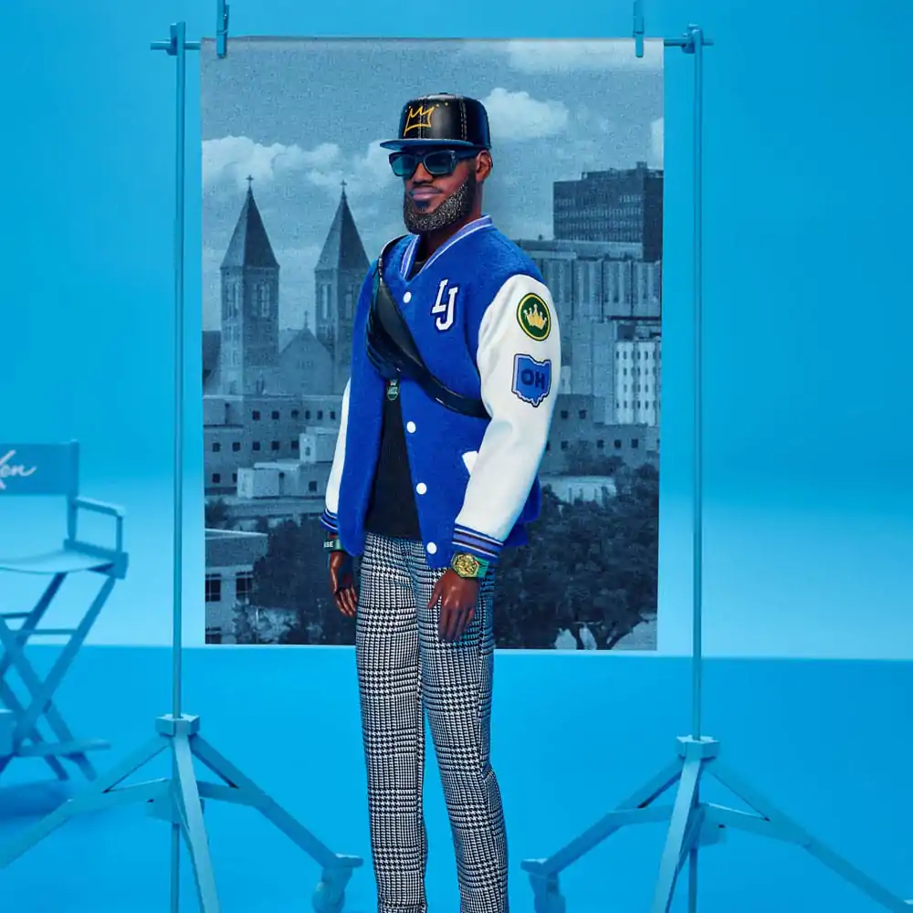 Barbie Signature bábika Fashion Kenbassador Lebron James produktová fotografia