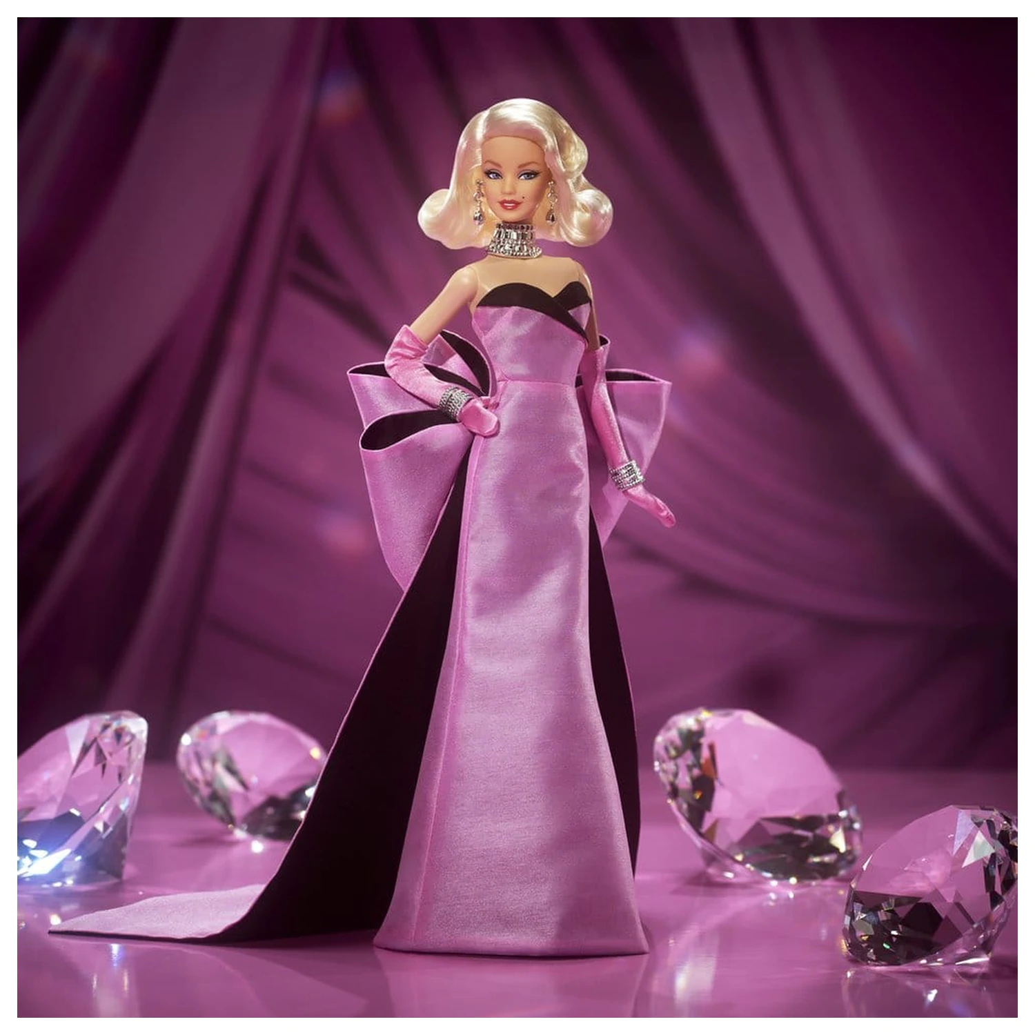 Barbie Signature Bábika Marilyn Monroe produktová fotografia