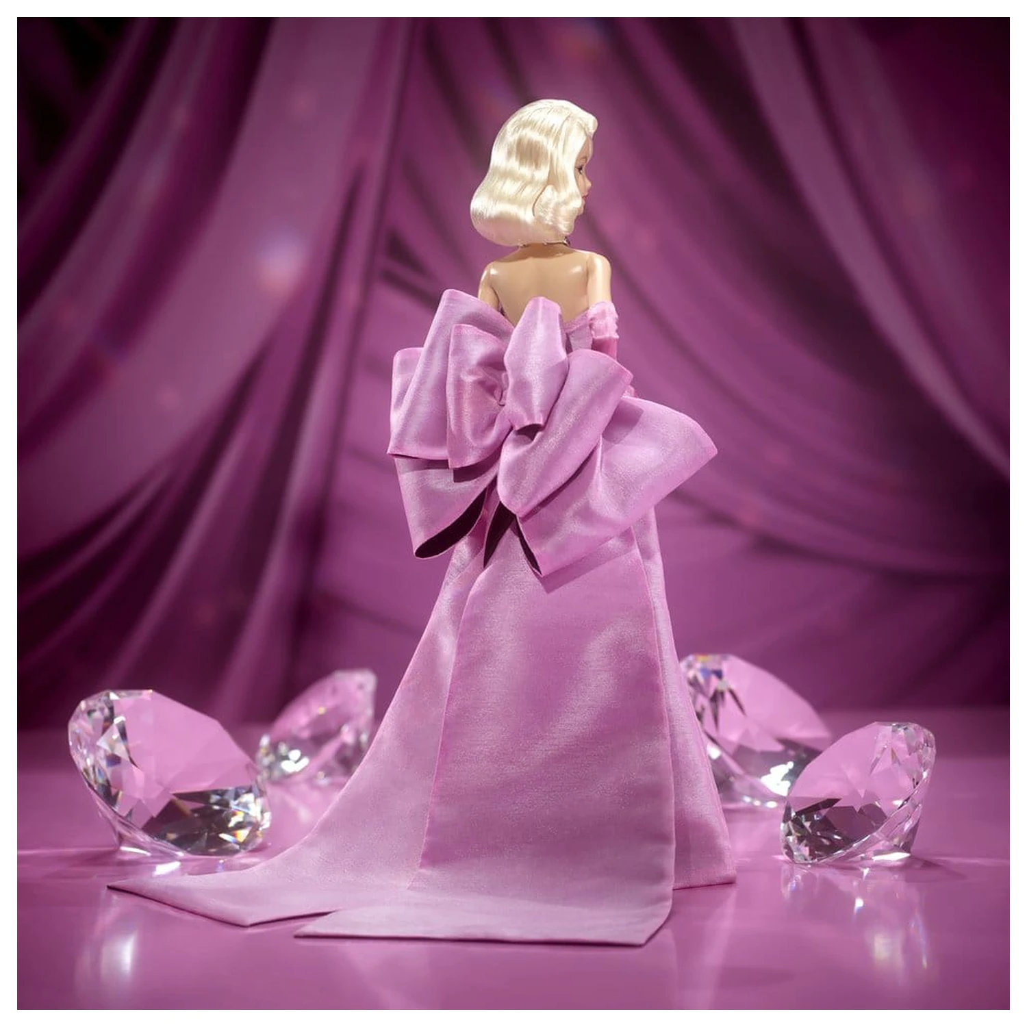 Barbie Signature Bábika Marilyn Monroe produktová fotografia