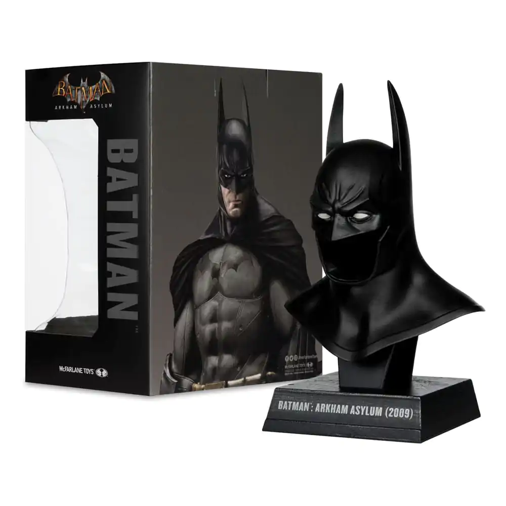 Batman: Arkham Asylum DC Direct Mini replika 1/3 Batman Cowl 19 cm produktová fotografia