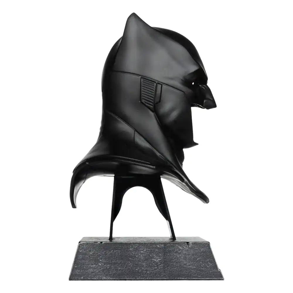 Batman DC Direct Mini replika 1/3 Batman Cowl (Justice League Tactical Suit) 19 cm produktová fotografia