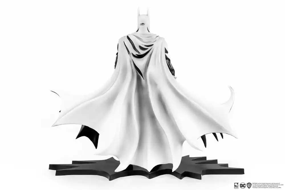 Batman PX PVC Socha 1/8 SDCC 2024 Batman Black & White Version 27 cm produktová fotografia