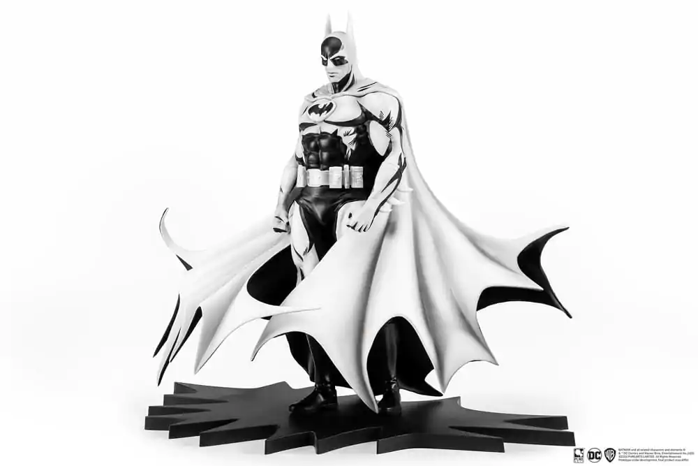 Batman PX PVC Socha 1/8 SDCC 2024 Batman Black & White Version 27 cm produktová fotografia