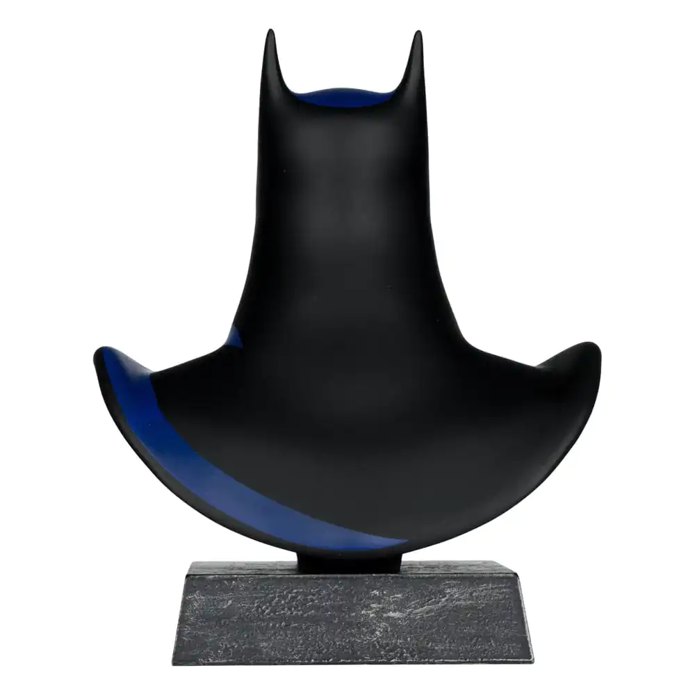 Batman: The Animated Series 1992 DC Direct Mini Replika 1/3 Batman Cowl Gold Label 19 cm produktová fotografia