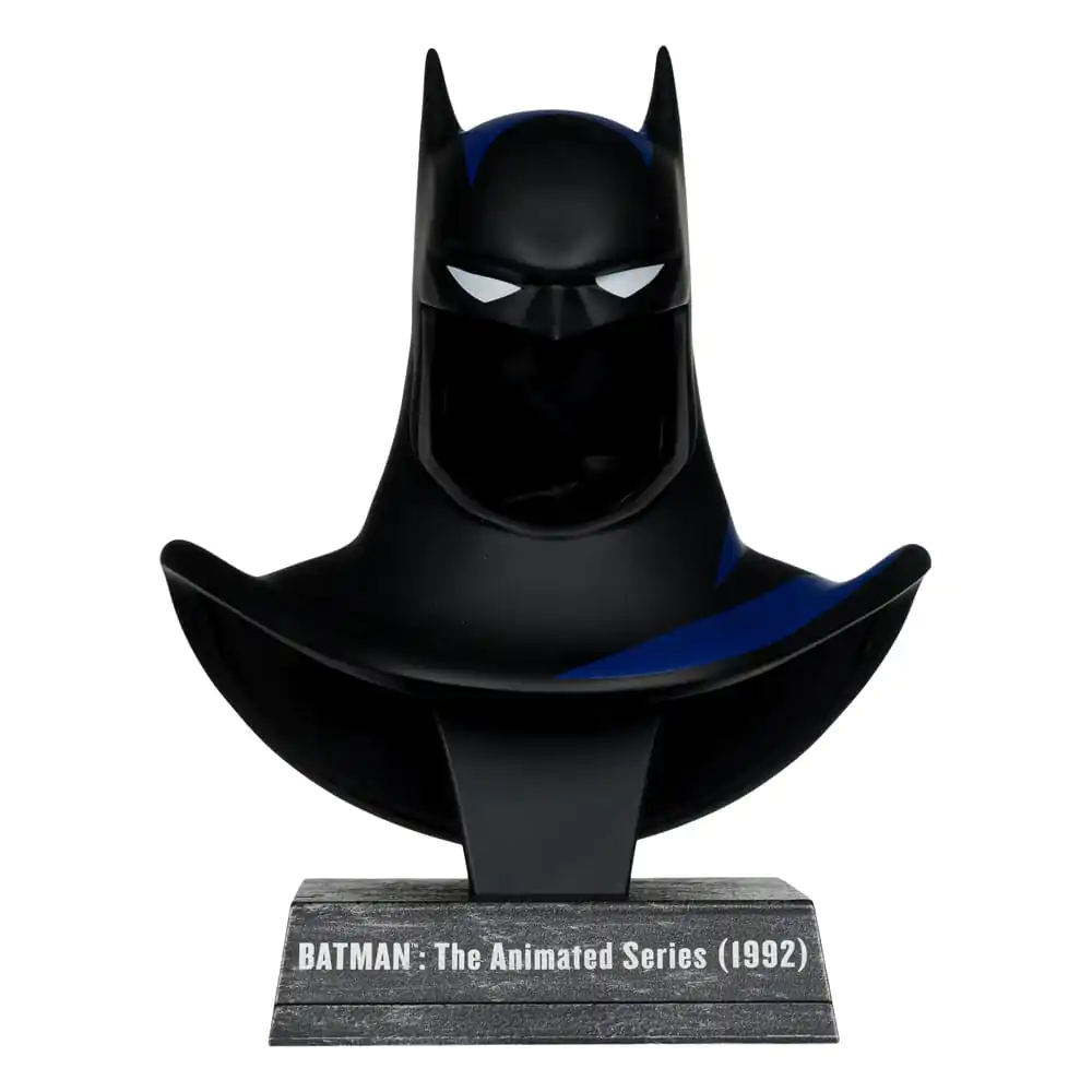 Batman: The Animated Series 1992 DC Direct Mini Replika 1/3 Batman Cowl Gold Label 19 cm produktová fotografia