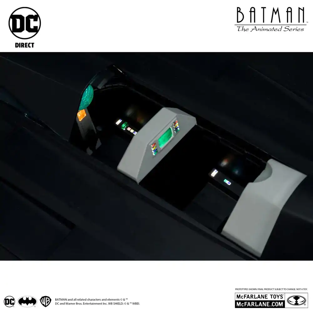 Batman: The Animated Series DC Direct Vehicle Batwing 94 cm produktová fotografia
