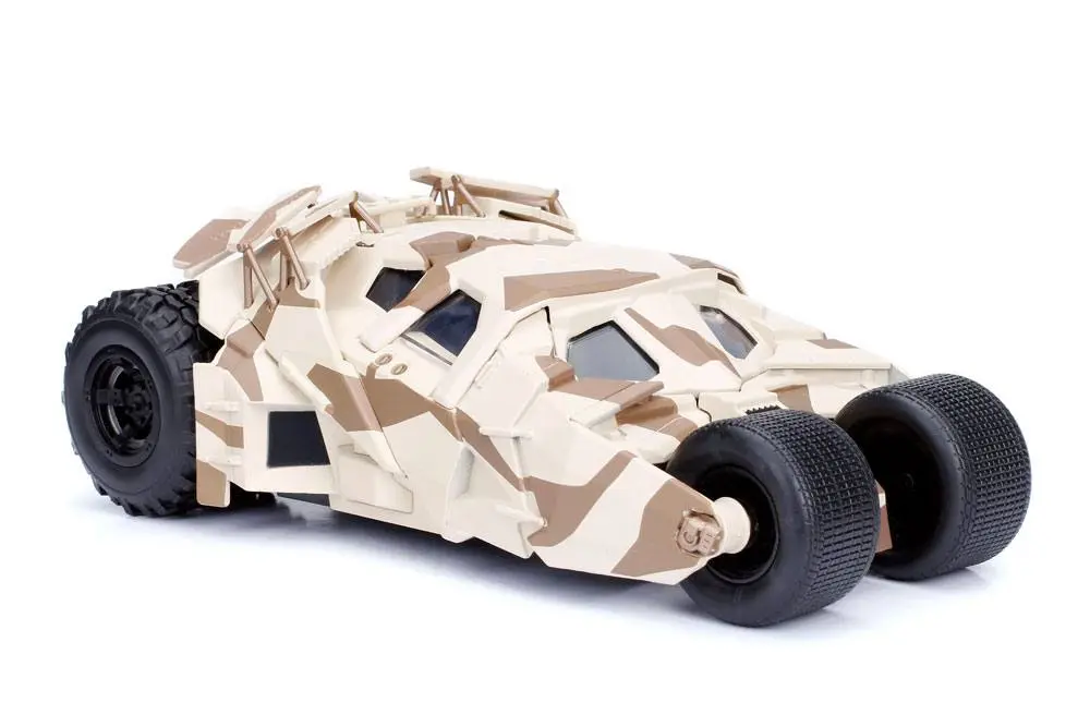 Batman The Dark Knight Diecast Model 1/24 2008 Batmobile Camo s figúrkou produktová fotografia