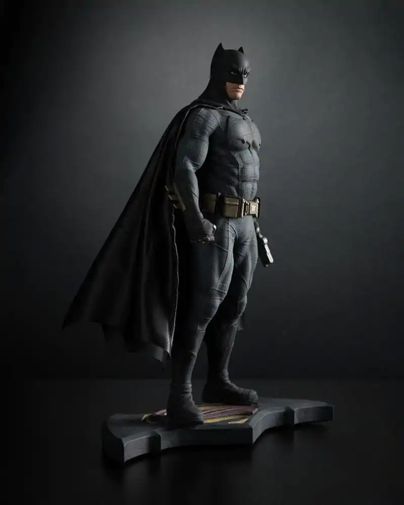 Batman v Superman: Dawn of Justice Socha 1/6 Batman 32 cm produktová fotografia